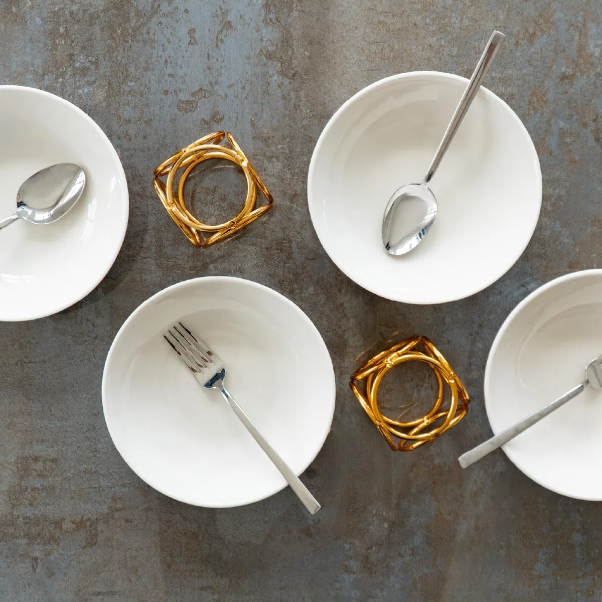 Set piatti LUNA fondi 20 cm | Piatti in porcellana uso quotidiano eleganti. 4 Pezzi. Per 4 Persone