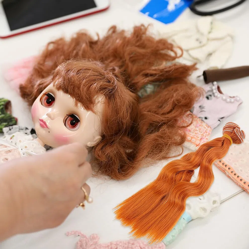 DICOSMETIC 6 pezzi parrucca di bambola 6 colori capelli di bambola 18cm capelli di bambola corti e dritti capelli di bambola di plastica kit di fabbricazione di bambole sostituzione di capelli falsi