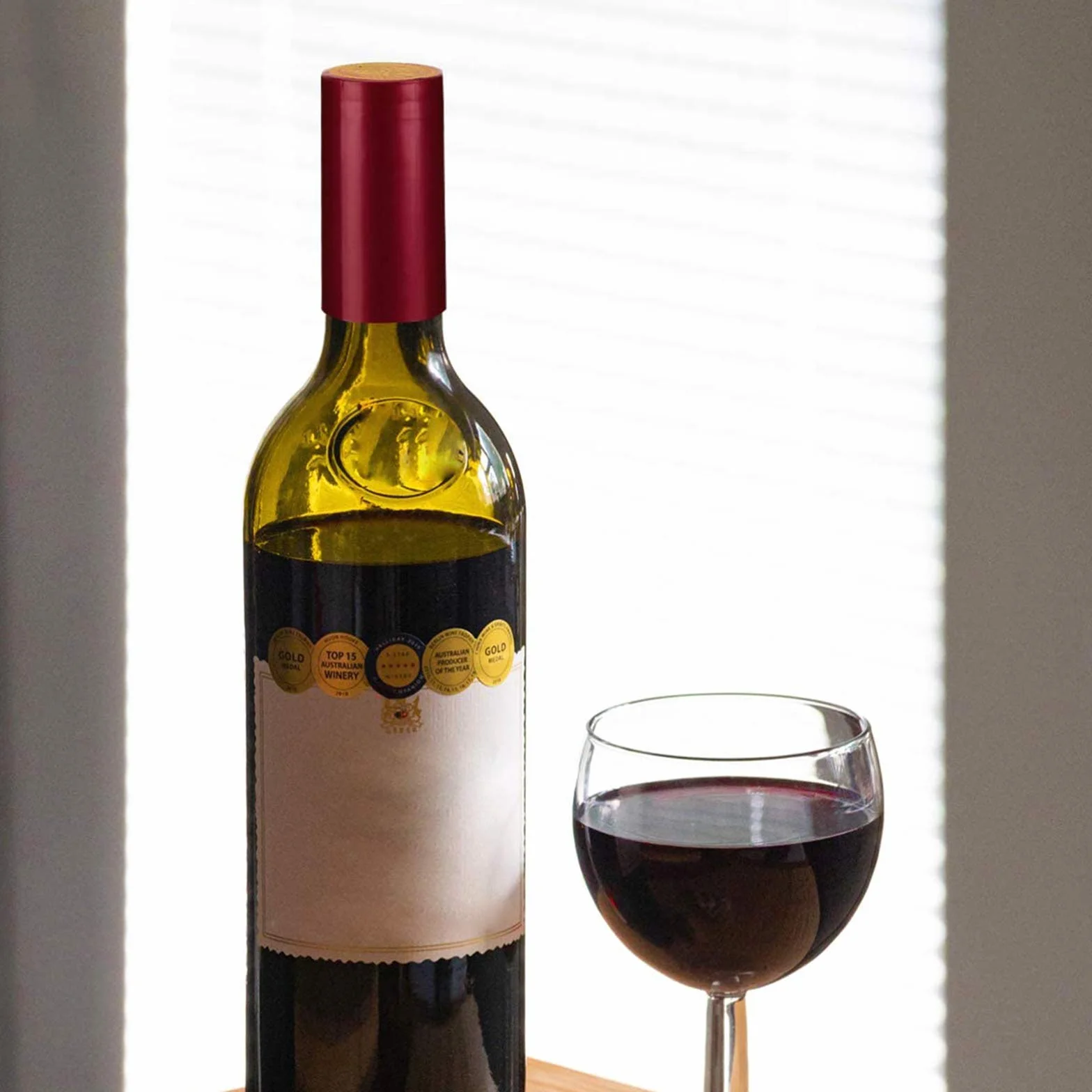 150 Pz Capsule Termorestringenti Per Bottiglie Tappi Termoretraibili Per Bottiglie Di Vino Permanente Sicuro Non Tossico, Per Famiglie, Cantine, Ristoranti, Feste, Ecc—Nero, Rosso Vino, Oro, 30 Mm