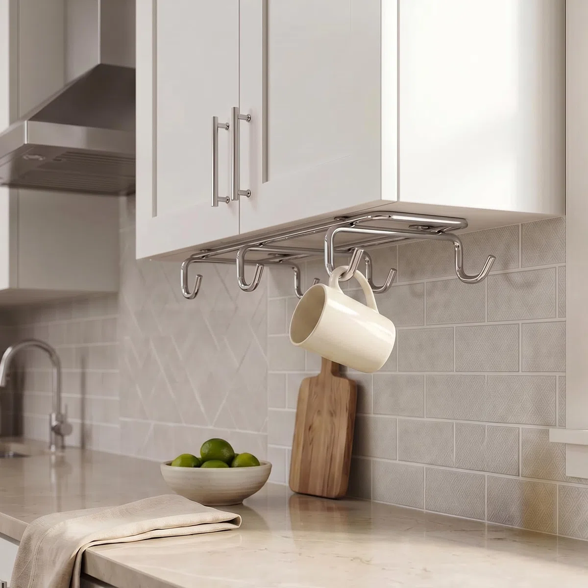 Porta Tazze da Appendere Premium | Organizer Cucina Salvaspazio Cromato - per Tazze e Tazzine da Caffè, 6 Ganci - dal Design Elegante e Struttura Professionale ad Alta Resistenza | GALVANOPLASTICA