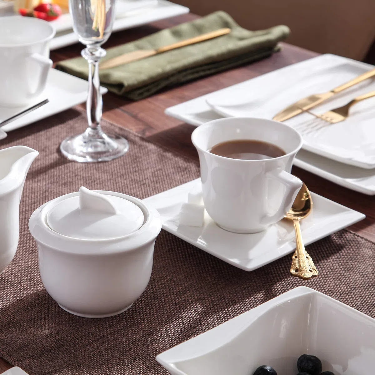 MALACASA, Serie Carina, Zuccheriera e Bricco per Latte 3 Pezzi in Porcellana, Bianco Avorio Cina Ceramica Bianca Panna Set da Tavola (2 Pezzi con Il Coperchio)