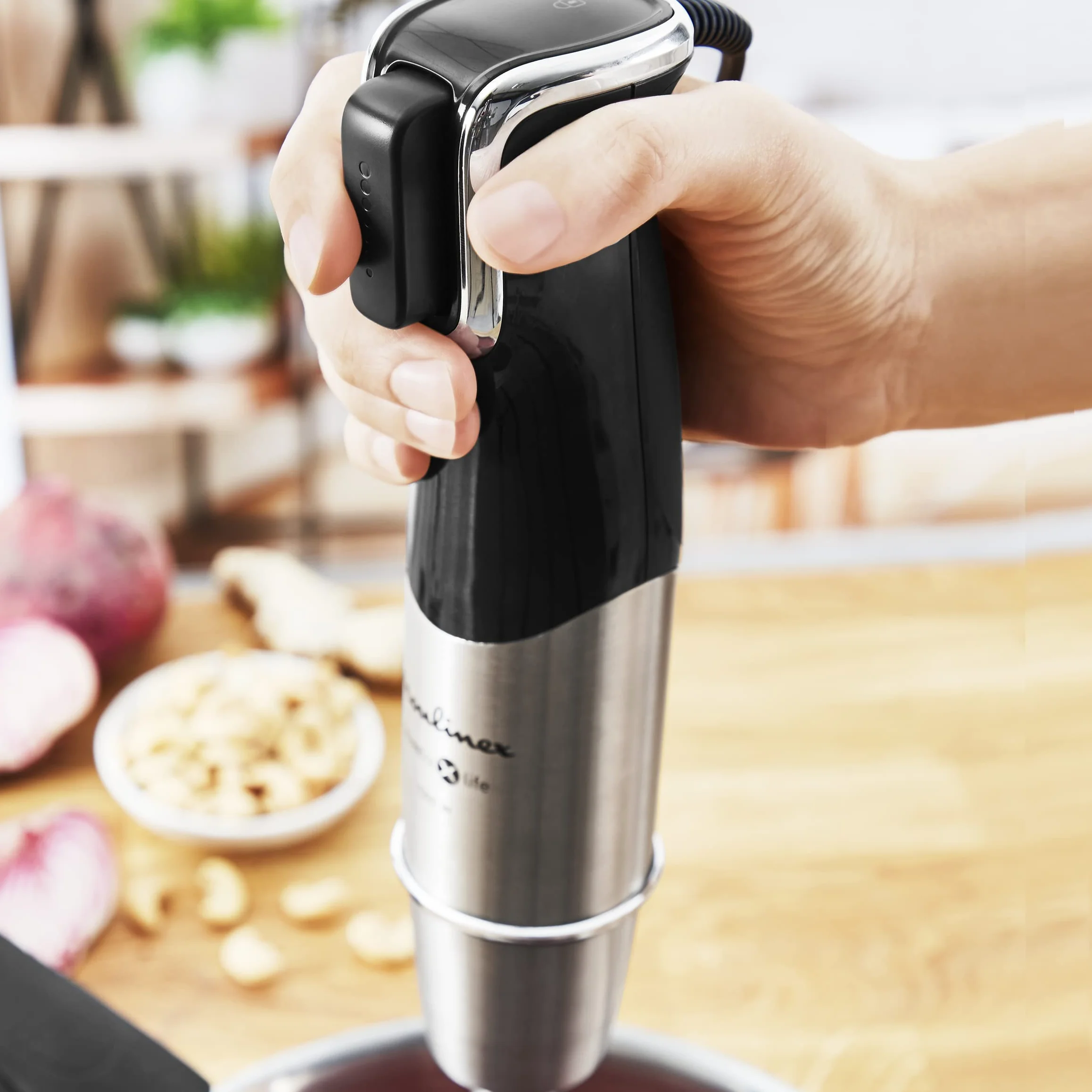 Moulinex DD95HD InfinyForce Pro Powelix Mixer a Immersione, 1200W, Mixer con Tecnologia Powelix, 4 Accessori, Bicchiere 800ml, Tritatutto 500 ml, Frusta e Schiacciapatate, Lame Rivestite in Titanio
