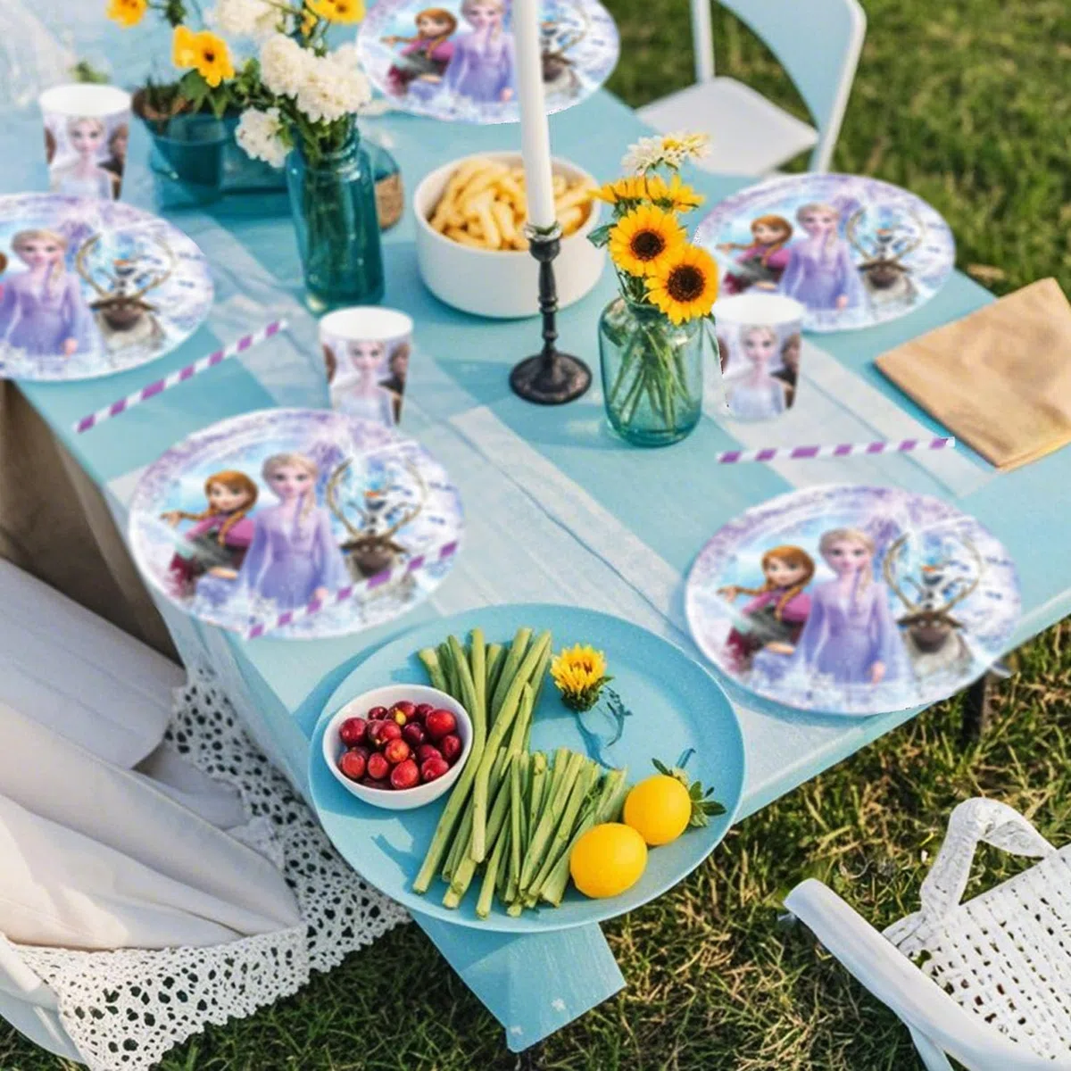 Set di 61 stoviglie per feste, feste di compleanno per bambini, set di stoviglie per il compleanno dei bambini, con piatto, tovaglioli, tovaglie, cannucce, stoviglie per feste per 10 ospiti