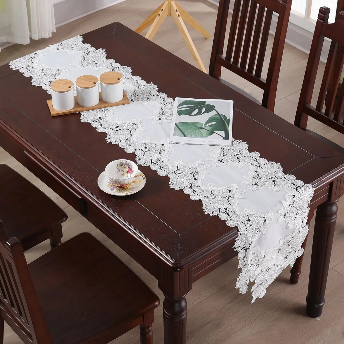 Runner da tavolo, Centrini moderni per mobili, Centrini moderni per camera da letto, in pizzo bianco con fiore ricamato, runner europeo per comò e mensole, per matrimoni, tavoli da pranzo e feste