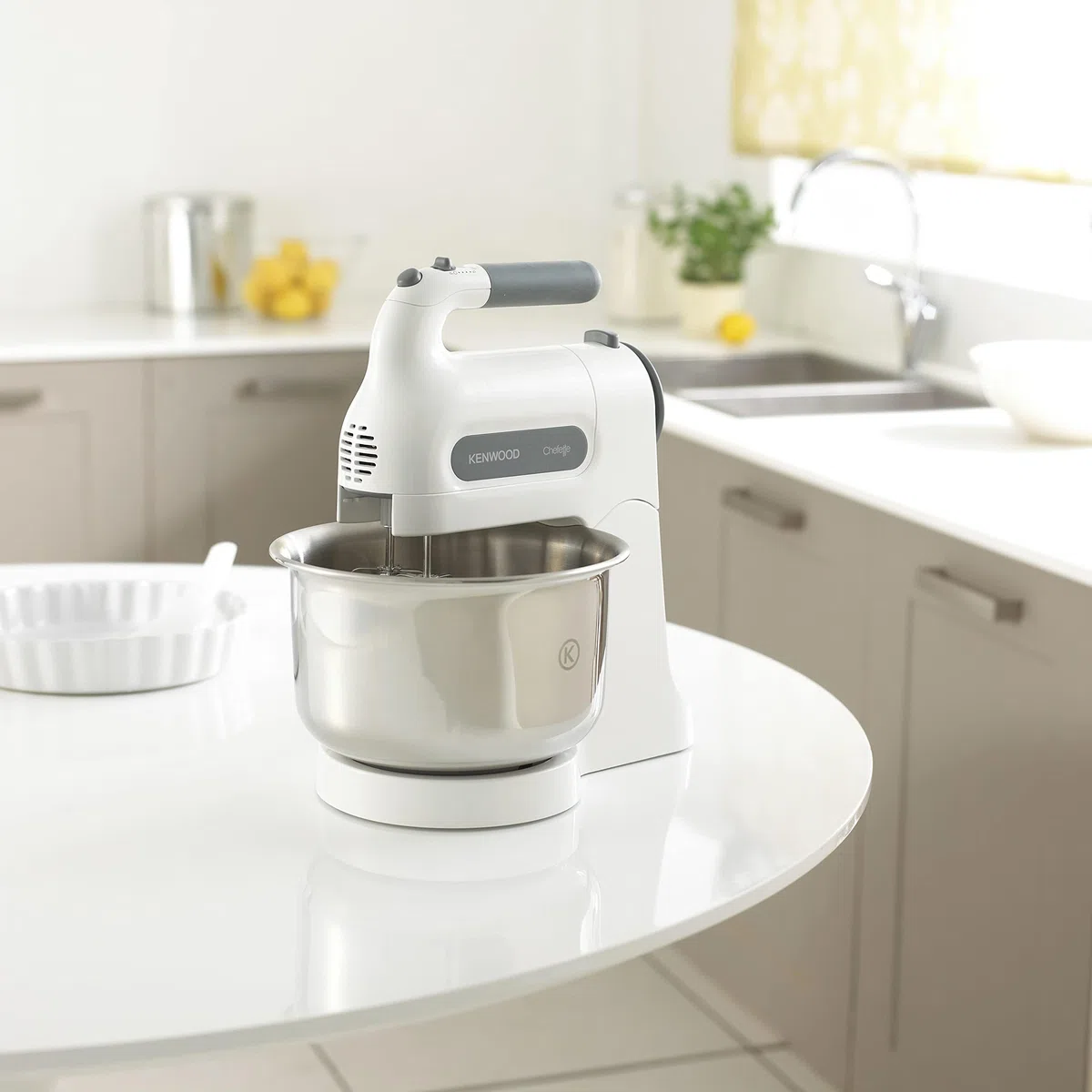 Kenwood HM680 Cheffette Sbattitore, Capienza Ciotola in Acciaio 3L o 500ml, Fruste e Impastatori doppi in Acciaio Inox