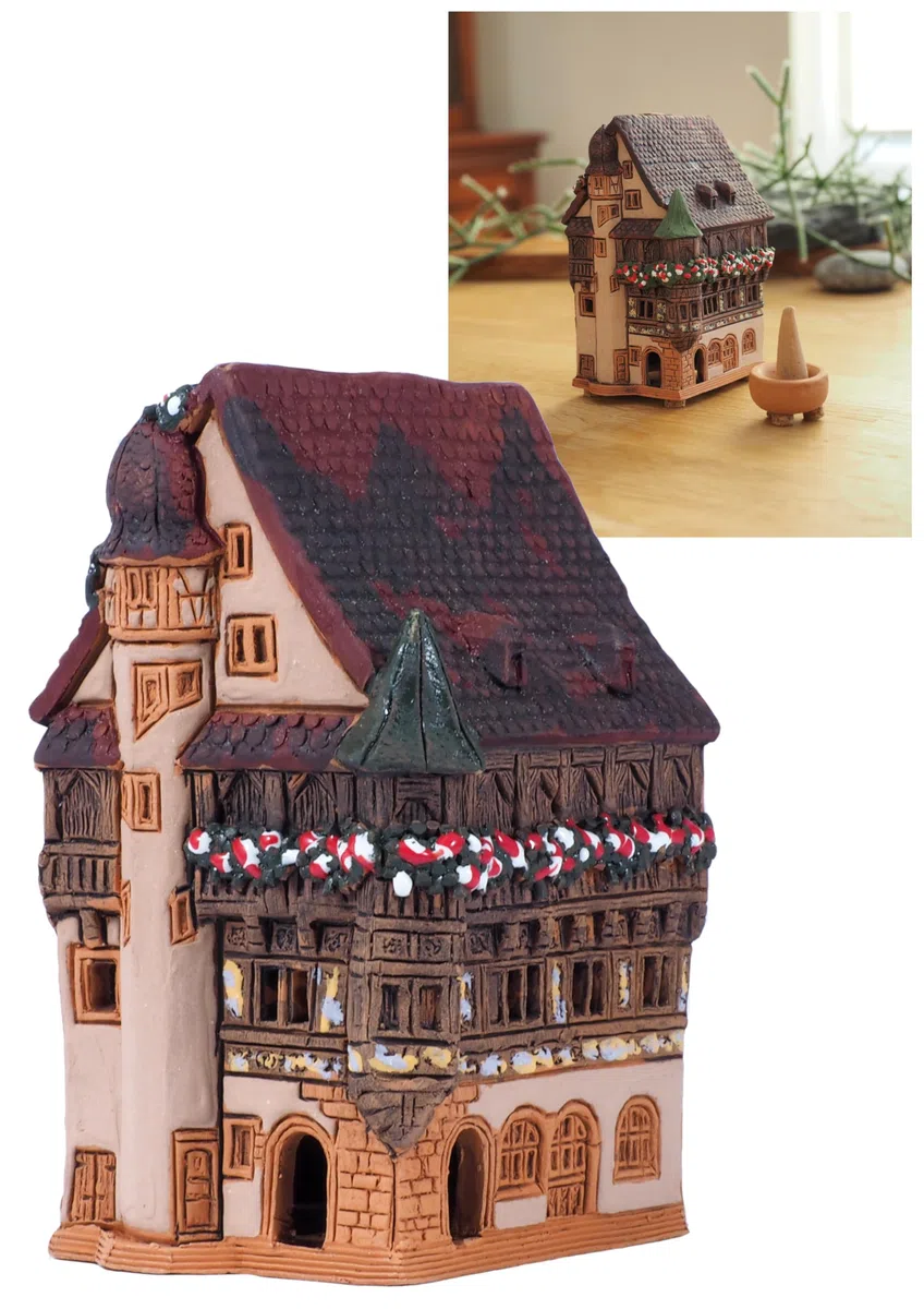 Incenso Holder House in Colmar. argilla, arredamento camera, miniature R256