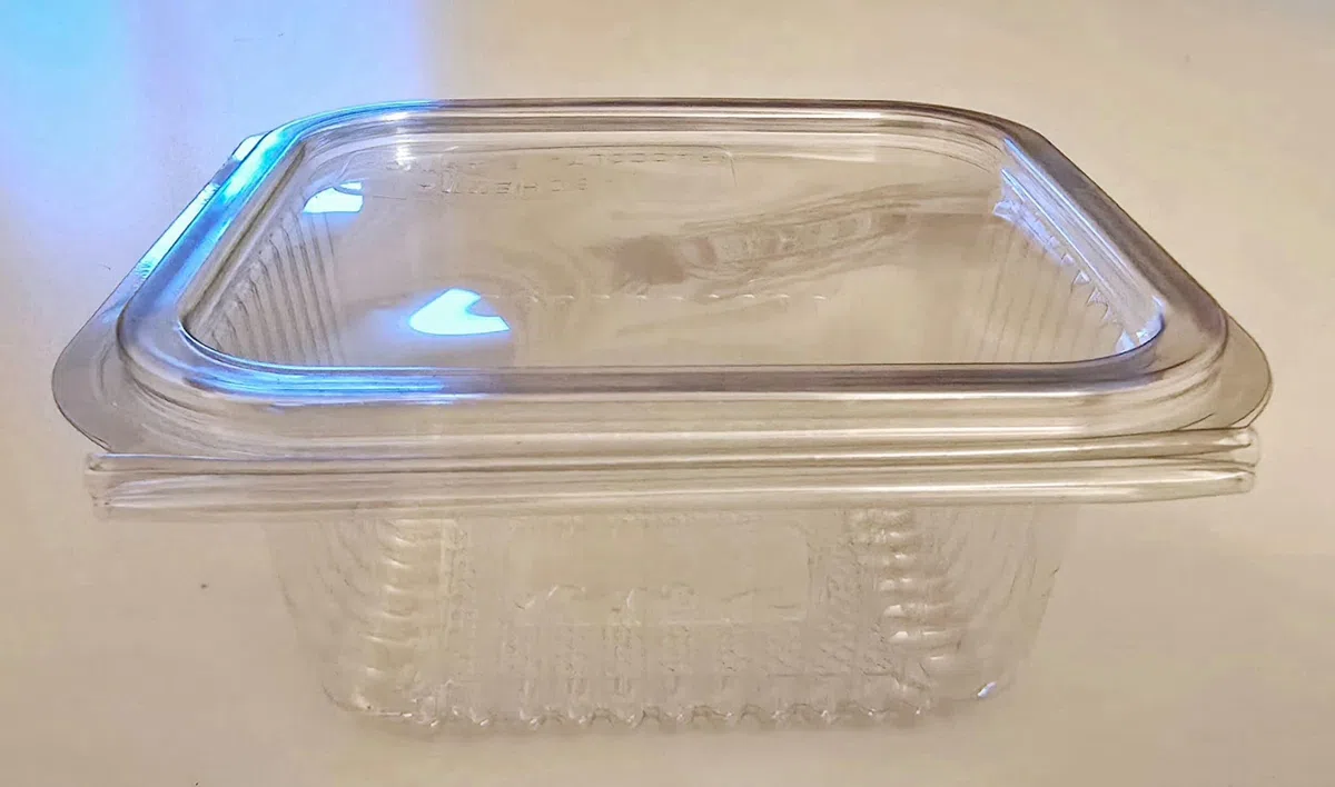 Cristal - VASCHETTE IN PET RETT. CON COPERCHIO 370 cc pz.50