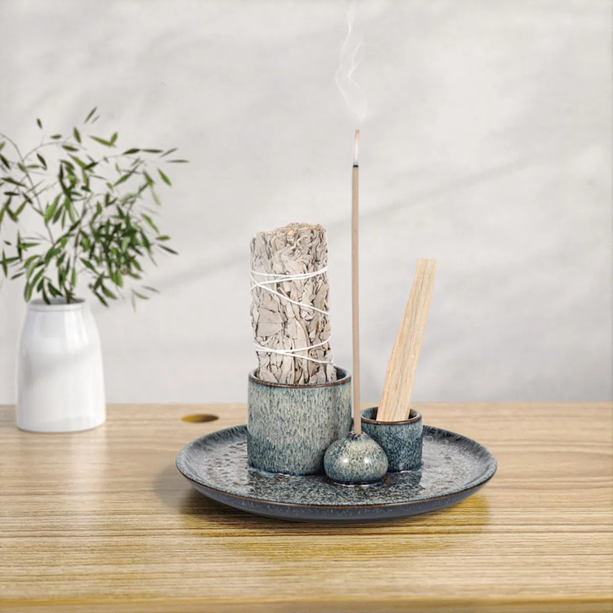 Porta Salvia in Ceramica, Porta Incenso 3 in 1 per Palo Santo e Salvia, Vassoio Artigianale per Cenere da Meditazione (Verde)