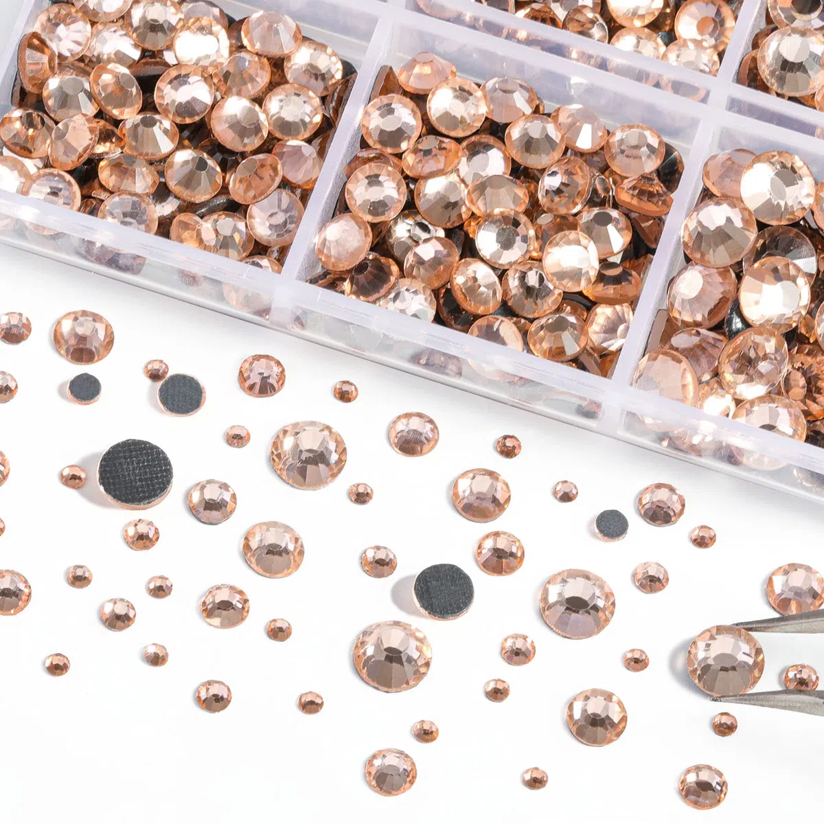 Strass Termoadesivi per Tessuti,Strass Hotfix Pesca Chiaro per Artigianato e Abbigliamento,5 Misure Miste,Cristalli Termoadesivi con Kit Pinzetta e Matita di Cera,SS6-SS30,Champagne