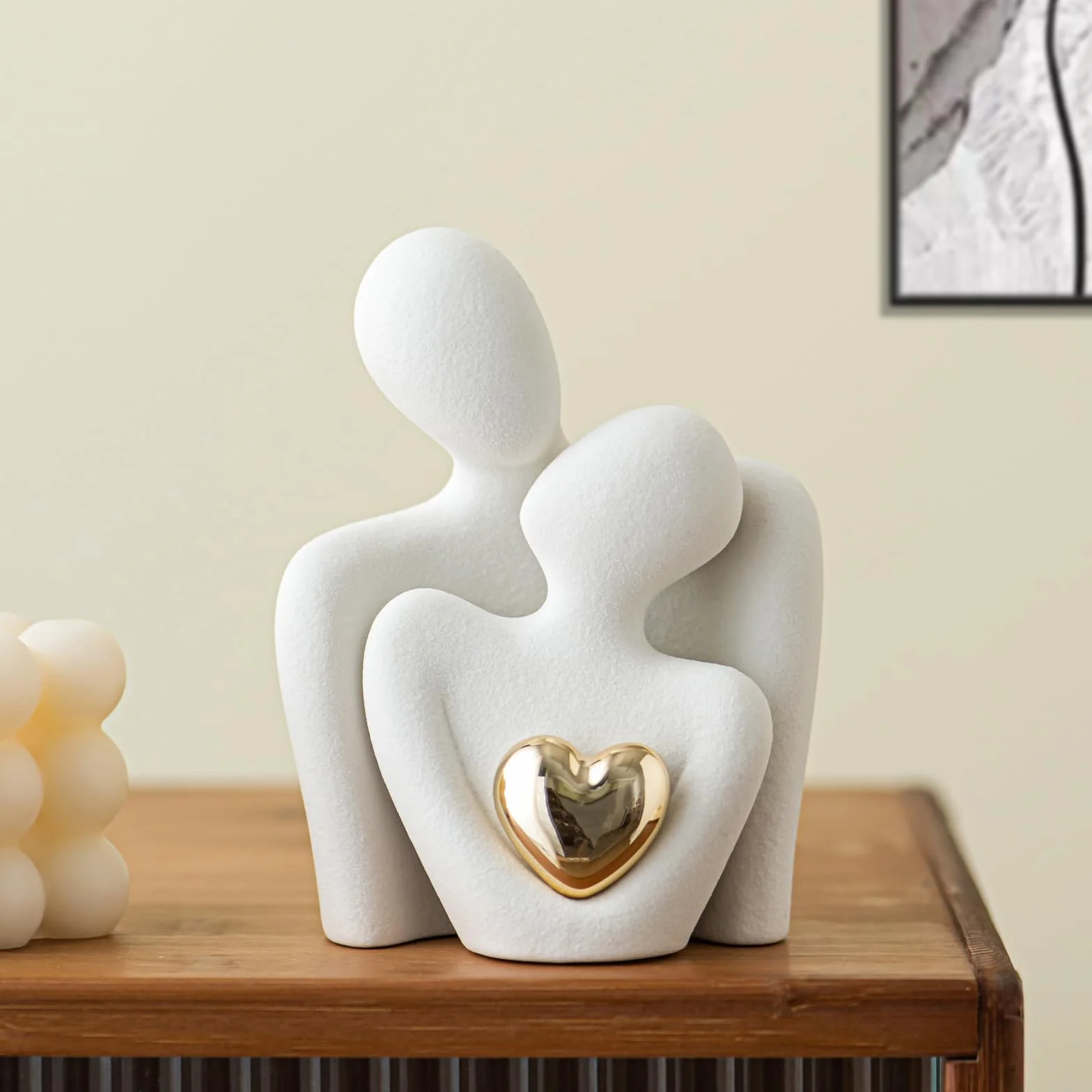 Coppia di Innamorati Statua, Romantica Scultura Moderna Dorato Cuore Design - Statuette Decorative Casa, Soprammobili Moderni, Regalo Sposi, Arredo Moderno - Regalo Anniversario Matrimonio Figure