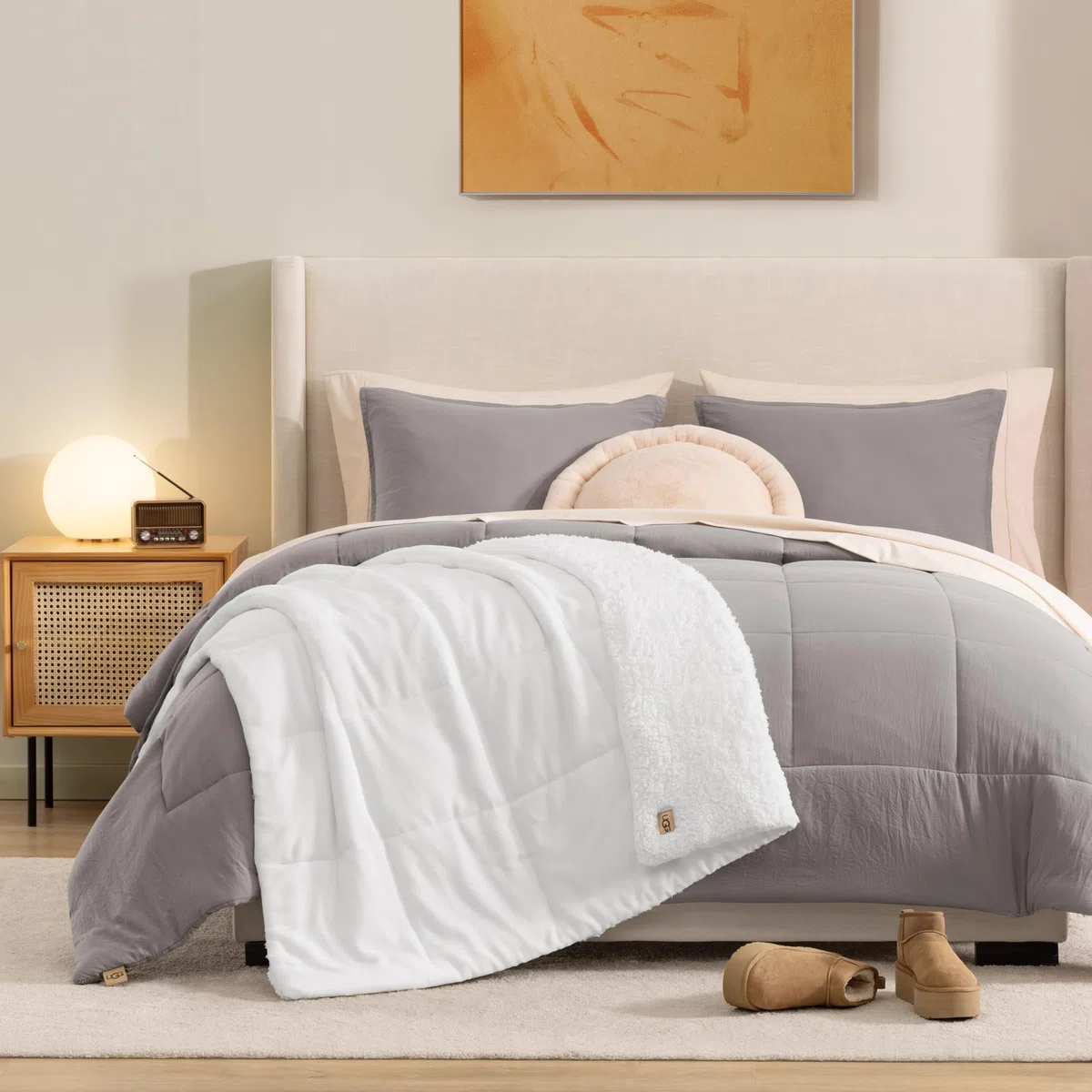 UGG Nita, Coperta morbida reversibile in peluche per divano o letto, comoda, calda e soffice, per soggiorno o camera da letto, lavabile, 127 x 178 cm, bianco neve