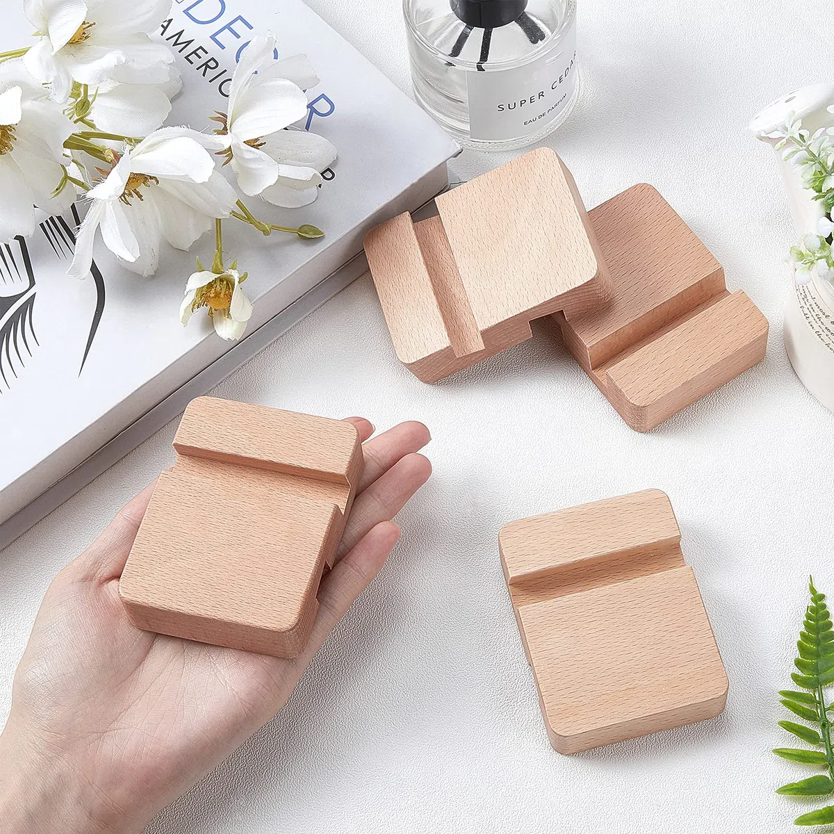 NBEADS 4pz Supporto per Telefono Cellulare in Legno da 8x6x2 cm Supporto Tablet Legno Universale Supporto per Tablet Portatile per Supportare Il Telefono in Ufficio A Casa