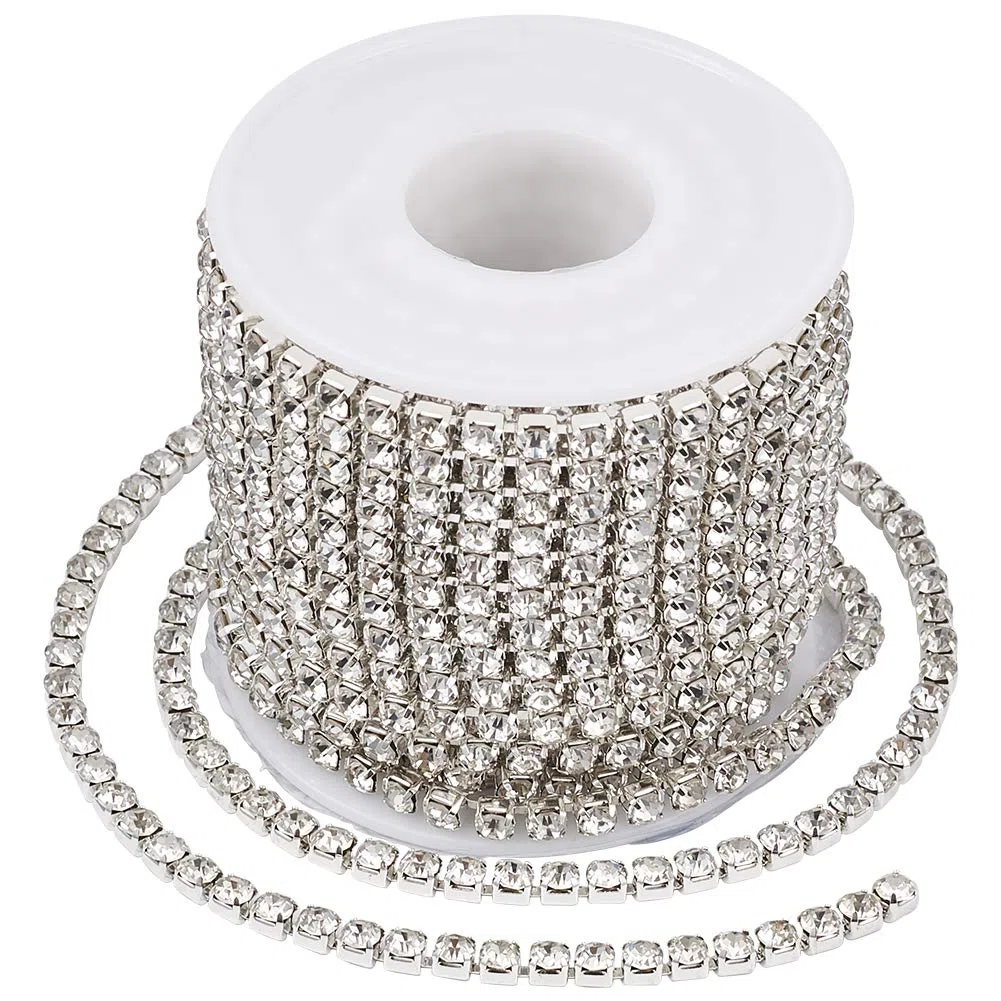 Craftdady 10 Iarde (9,14 m) Catene in Ottone con Strass 4mm Cristallo Trasparente Rifinitura Catena a Griffe per Cucito Frangia Creazione Gioielli Diamante, Fondo Argento
