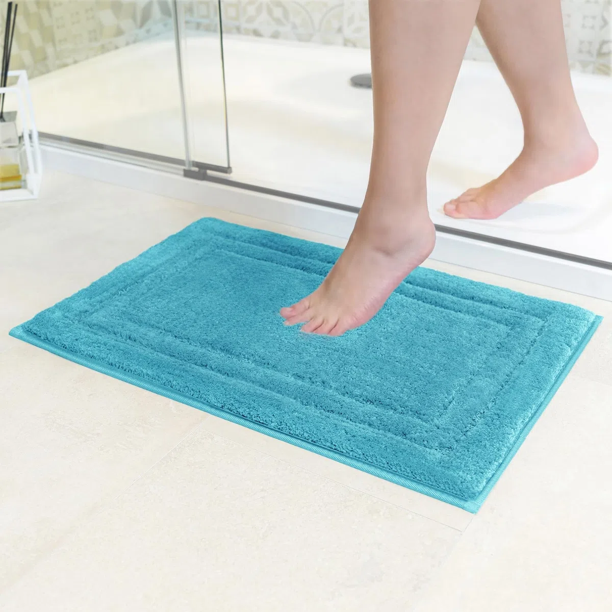Decomira Tappeto Bagno Antiscivolo | Tappetino bagno super assorbente, lavabile in lavatrice | Per il bagno, la doccia, la vasca da bagno o come tappetino WC | Turchese - 40x60 cm