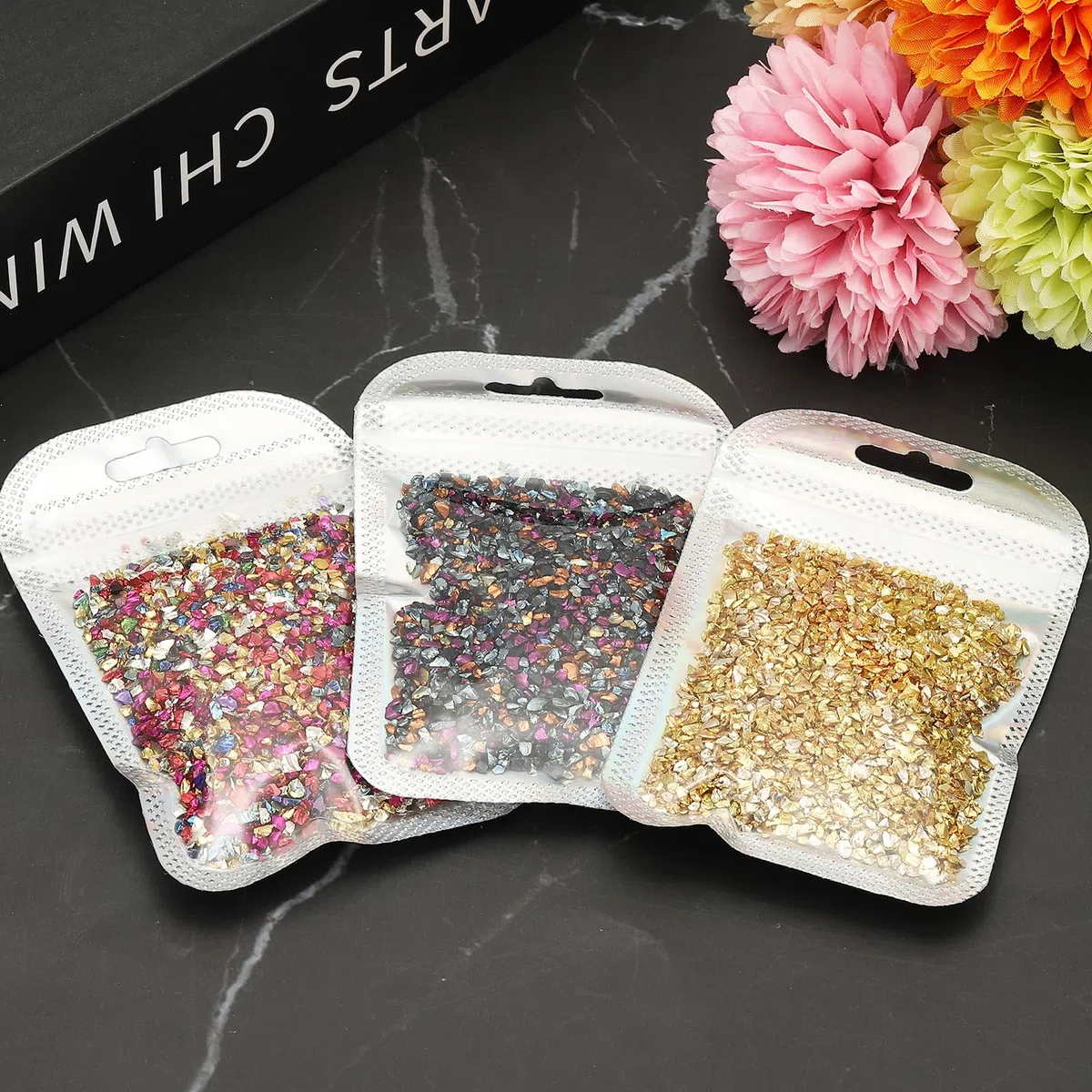 QUARKZMAN 2 Colori Frammenti di Vetro Tritato, 1-3mm Glitter Metallico Irregolare Pz di Vetro Rotto con Sacchetto Laser per Artigianato Fai da Te Vasi Decorazione 31.6g, Rosso & Blu