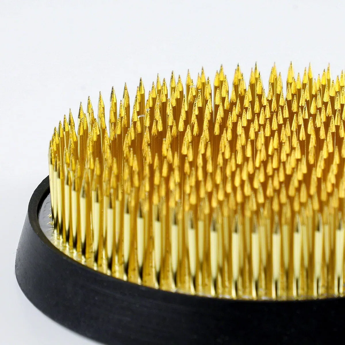Wazakura Kenzan Denso per Ikebana in Ottone (80mm) per Composizioni Floreali, Realizzato in Giappone, Strumento Giapponese per Arrangiamenti Floreali, Portafiori a Spilli - Kenzan Denso in Ottone 80mm