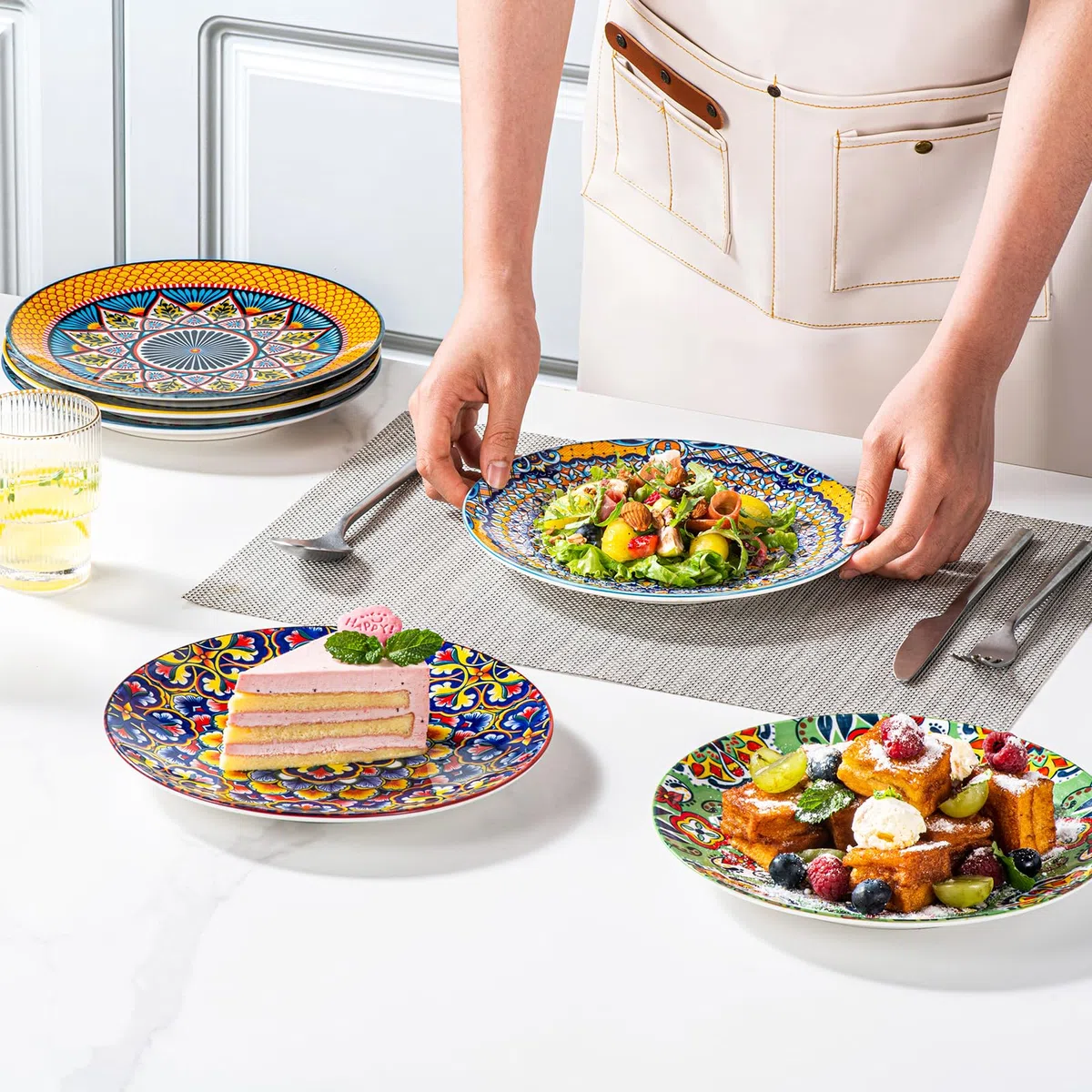 HENXFEN LEAD Piatto Da Insalata in Porcellana, 21 cm, Da Colazione e Dessert in Ceramica - Set Di 6 Rotondi Piccoli Con Motivo Colorato, Stile Bohemien