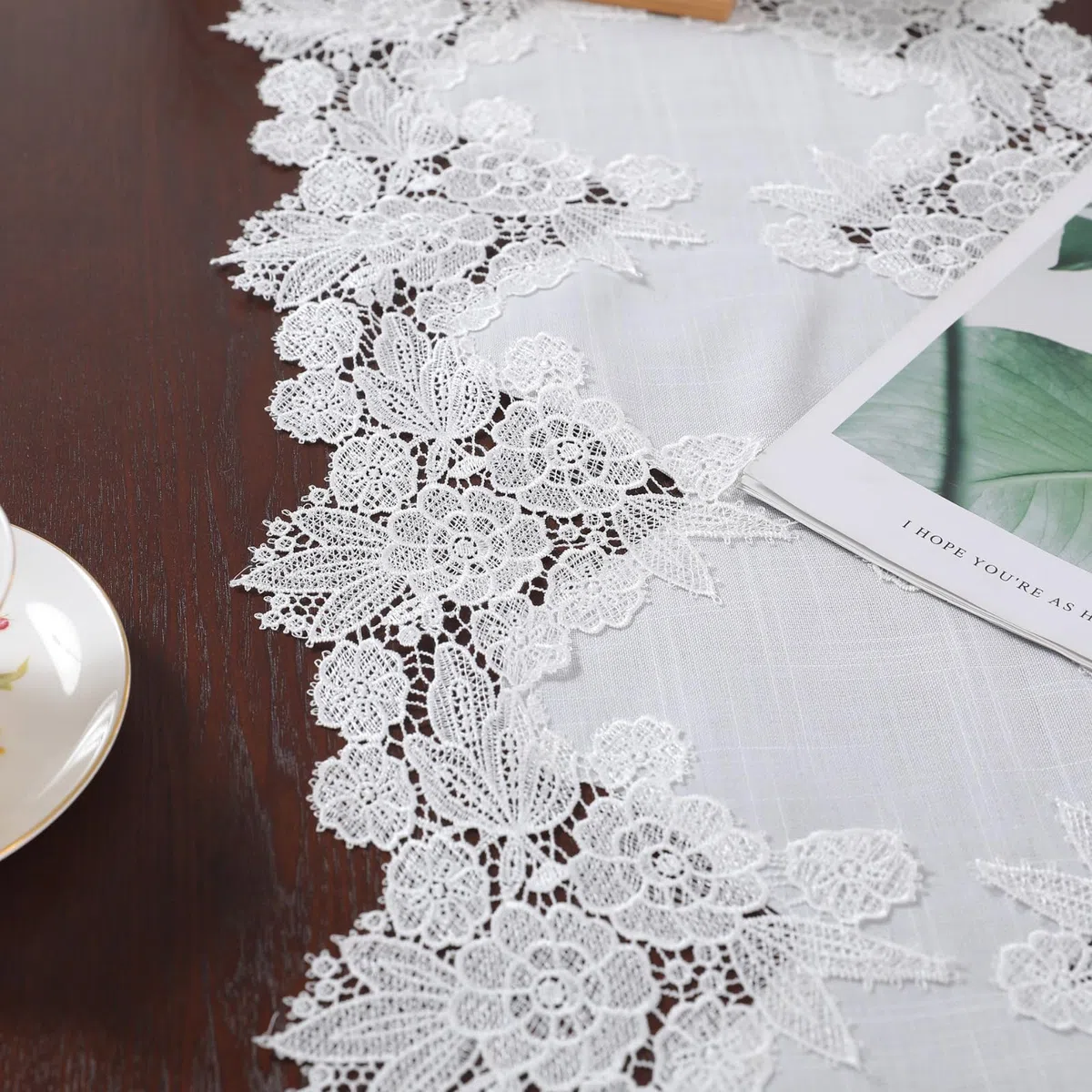 Runner da tavolo, Centrini moderni per mobili, Centrini moderni per camera da letto, in pizzo bianco con fiore ricamato, runner europeo per comò e mensole, per matrimoni, tavoli da pranzo e feste