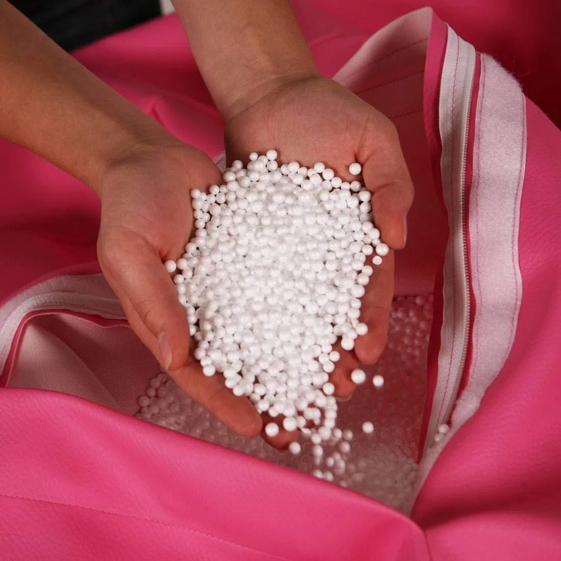 Bepouf - Sacco di Perle di Polistirolo Espanso per Riempimento Pouf Poltrone Cuscini, Diametro da 2 a 8 mm, 50 litri - Palline Polistirolo per Imbottitura Pouf a sacco