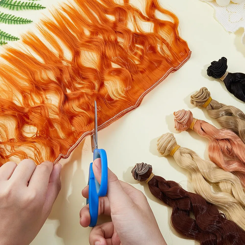DICOSMETIC 6 pezzi parrucca di bambola 6 colori capelli di bambola 18cm capelli di bambola corti e dritti capelli di bambola di plastica kit di fabbricazione di bambole sostituzione di capelli falsi