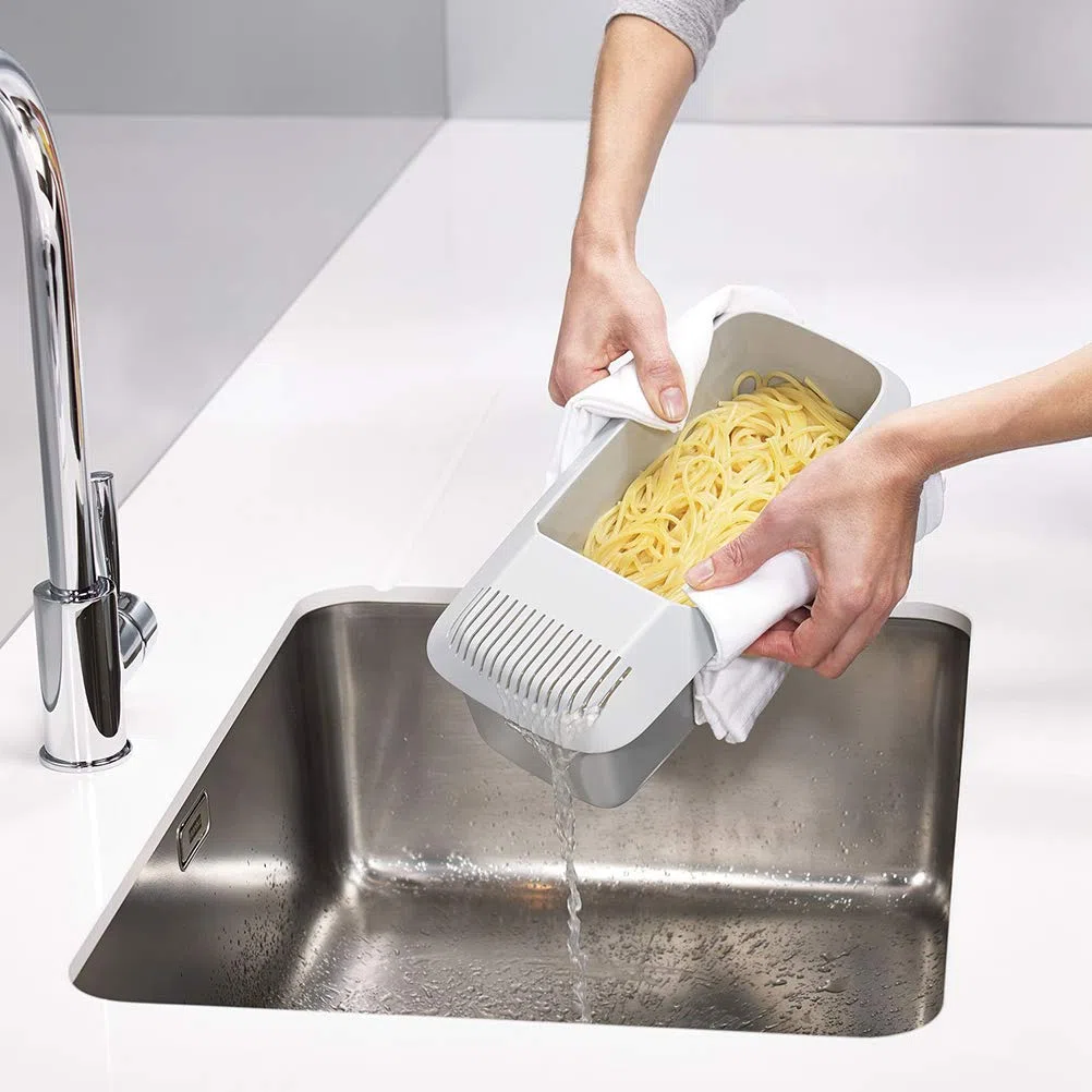 Cuoci Pasta per Microonde con Colino, Cuoci Pasta Ramen Resistente al Calore, Cottura Facile e Veloce della Pasta Macchina per Pasta Antiaderente Pentola a Vapore