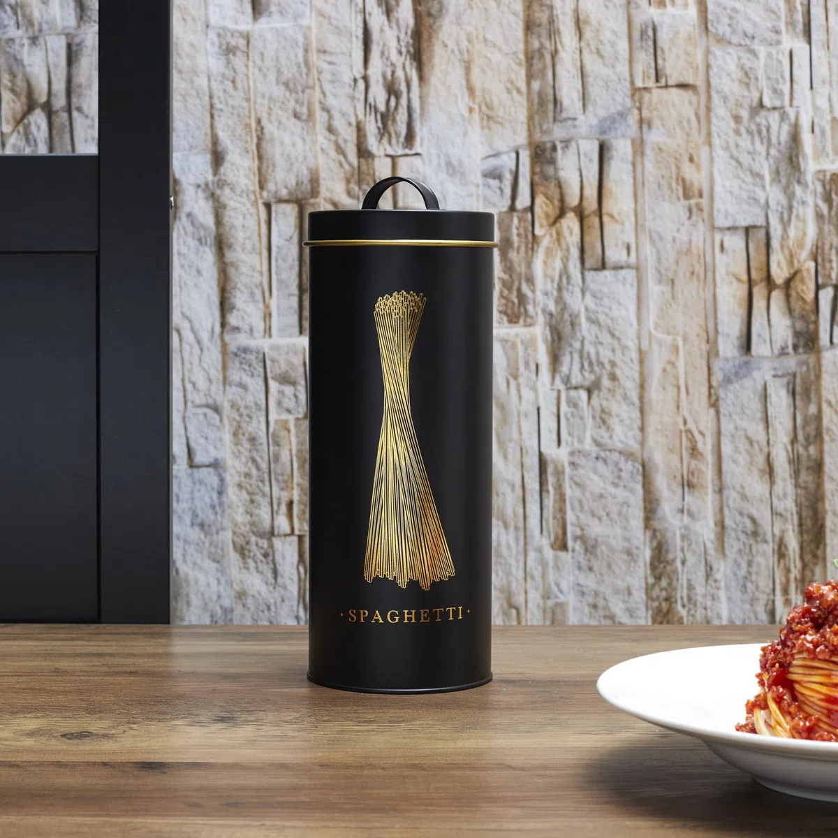 COOK CONCEPT, BT6814, Elegante Scatola in Metallo per Spaghetti, Design Moderno, Protezione ottimale Contro l'umidità, Facile da Pulire, capienza generosa, ermetica, Nero e Oro, 1,5L