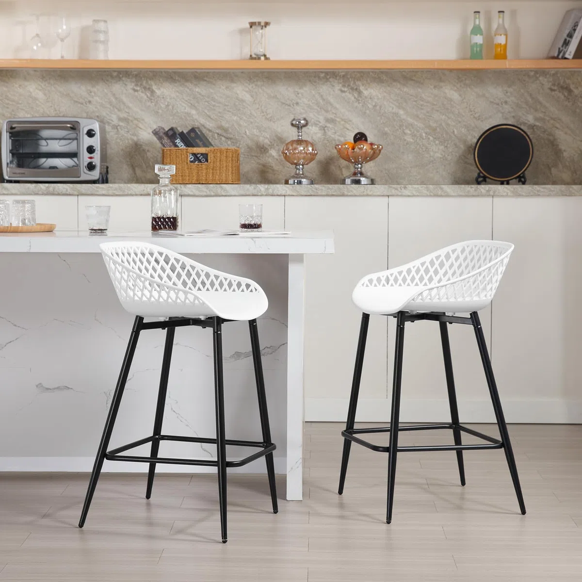 WOLTU Sgabelli da Bar Set di 4, Sgabello Cucina Esterno 64.5cm con Poggiapiedi e Schienale, per Isola Cucina, Colazione, Seduta in Plastica, Bianco