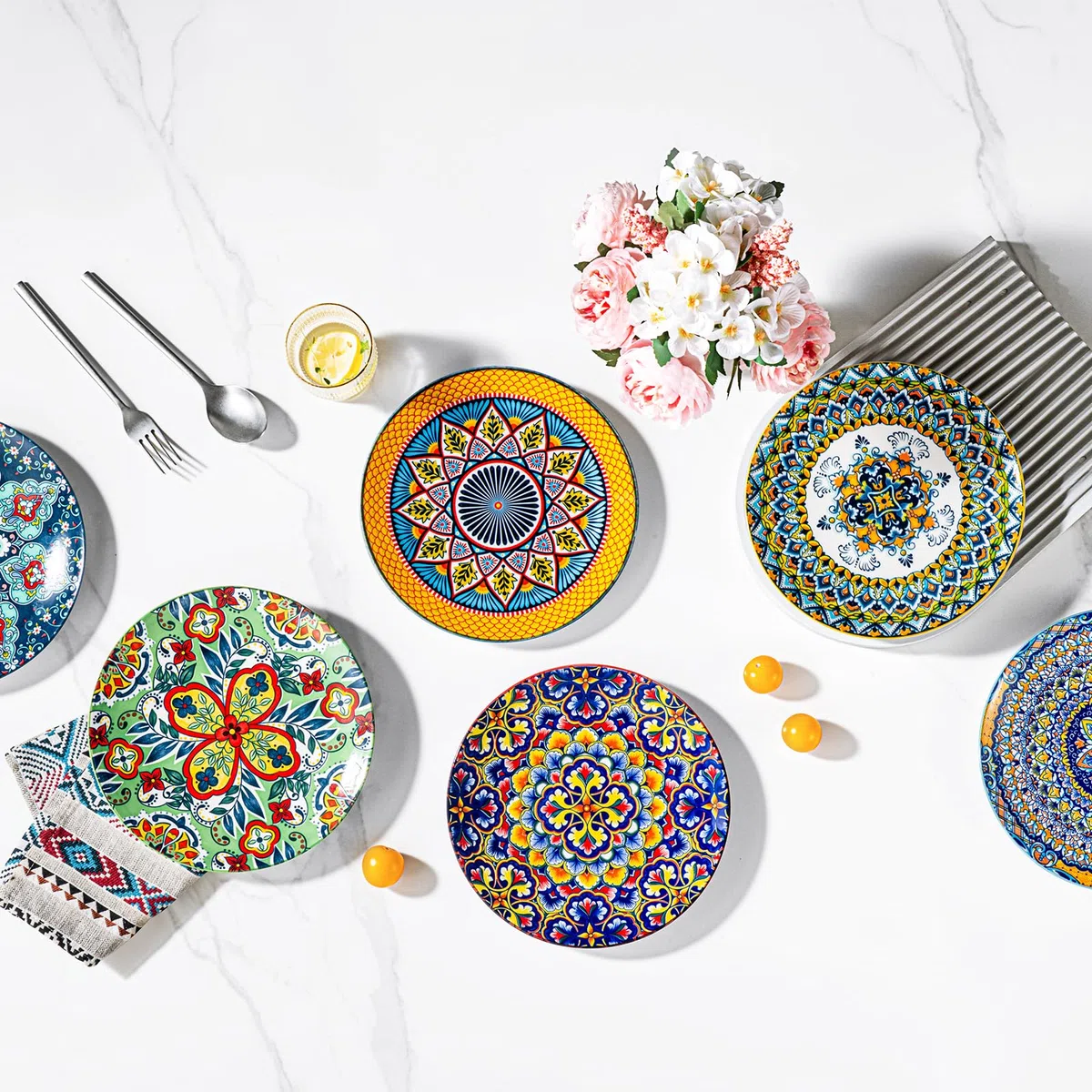 HENXFEN LEAD Piatto Da Insalata in Porcellana, 21 cm, Da Colazione e Dessert in Ceramica - Set Di 6 Rotondi Piccoli Con Motivo Colorato, Stile Bohemien
