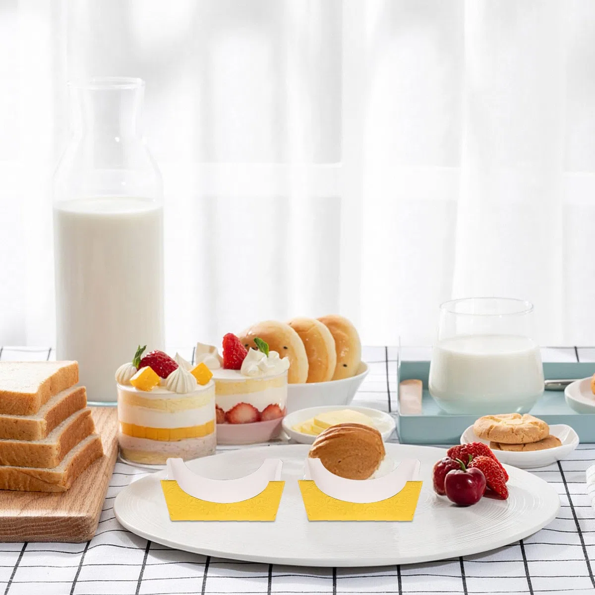 100 Pirottini Quadrati per Torte in Carta Oro, 100 Pezzi Resistente ad Alte Temperature e Non Deformabile, per Muffin, Cupcake e Feste