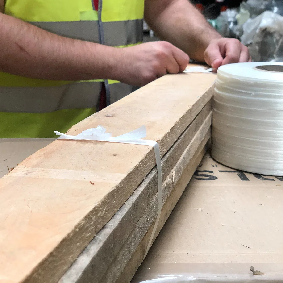 Fibbie in plastica facili da usare | Ideale per unire le estremità della reggia tessile o PP | Confezione da 100 pezzi, bianco, 13mm de ancho