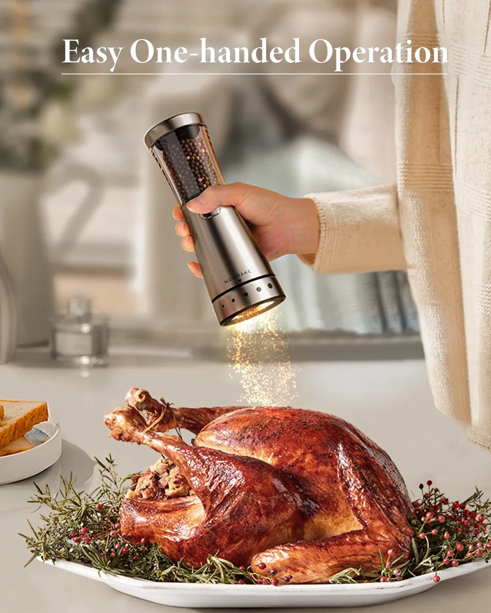 Macina sale o pepe elettrico con grande capacità di 127,6 g, in acciaio inox, ricaricabile, con bocca larga 4,6 cm, grana regolabile, base portaoggetti, gadget da cucina ideale