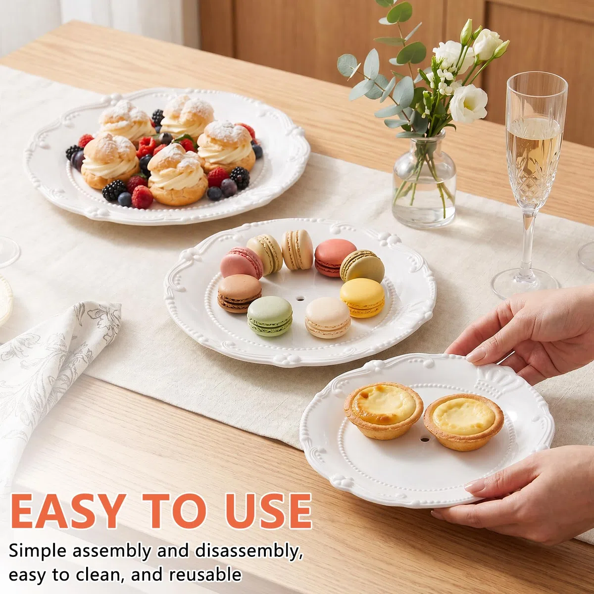 Alzata a tre piani in plastica con design goffrato, riutilizzabile, ideale per servire cibo, dessert e cupcake, perfetto per feste, compleanni, matrimoni (bianco)