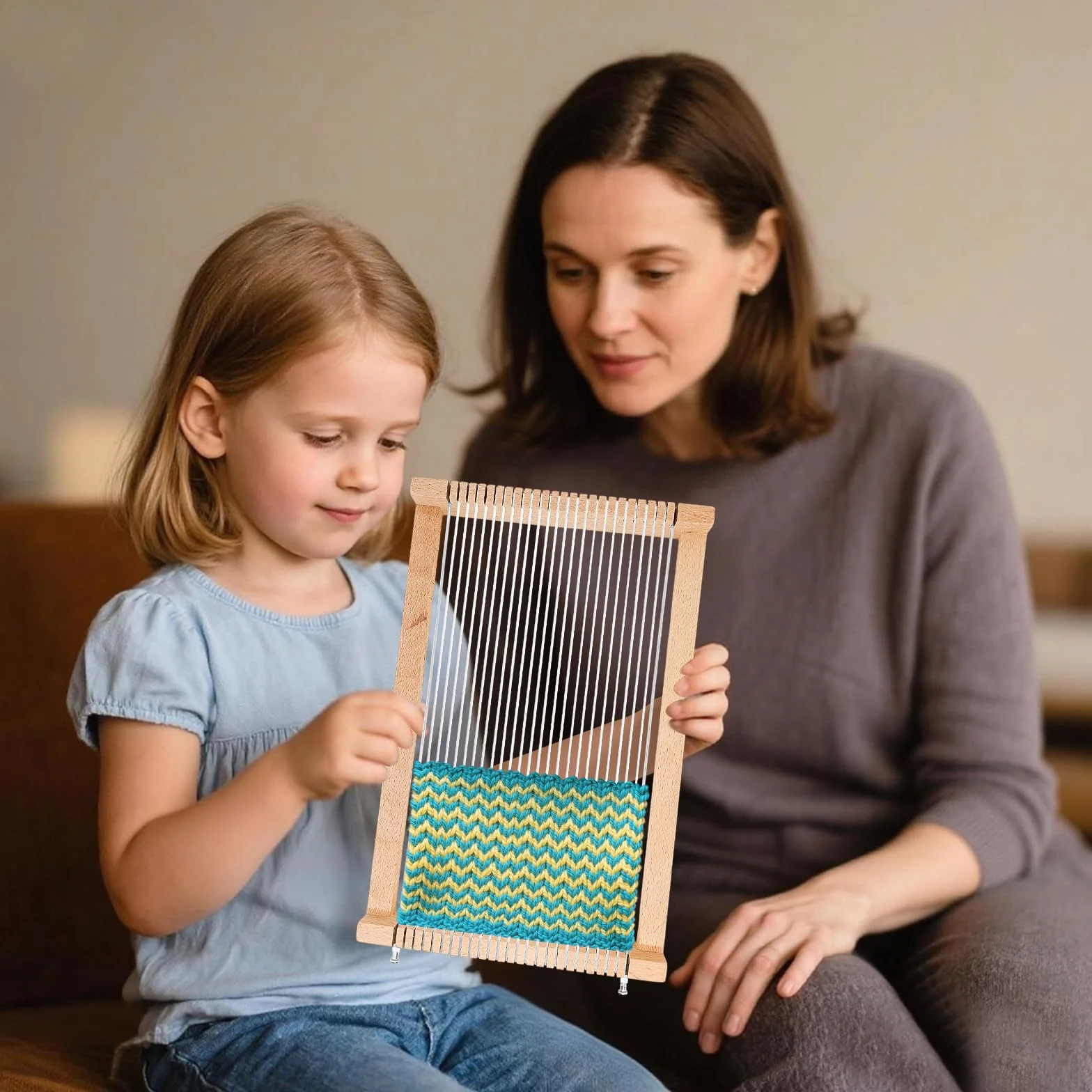 SINRAD Telaio Per Bambino,Telaio in legno per Tessitura, Compatto small foot in legno,Navetta e Lana Filata per Principianti e Bambini - Dimensioni 29 x 19 cm