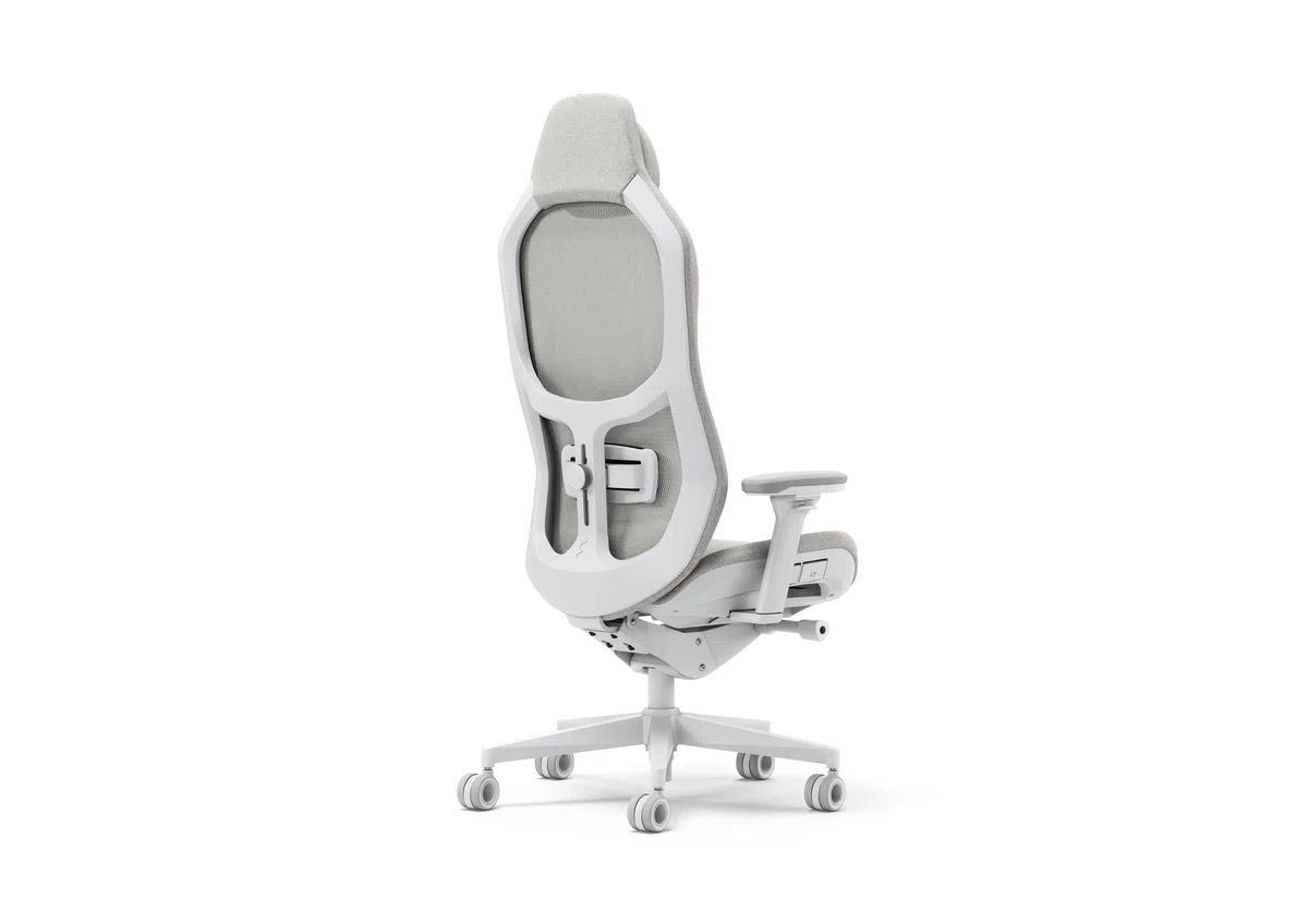 Fractal Design Refine Mesh Light Gaming Chair - Ergonomic Office Desk Chair Functionality with 4D Adjustable Armrests, High-Back Support, Lumbar Cushion, And Breathable Mesh