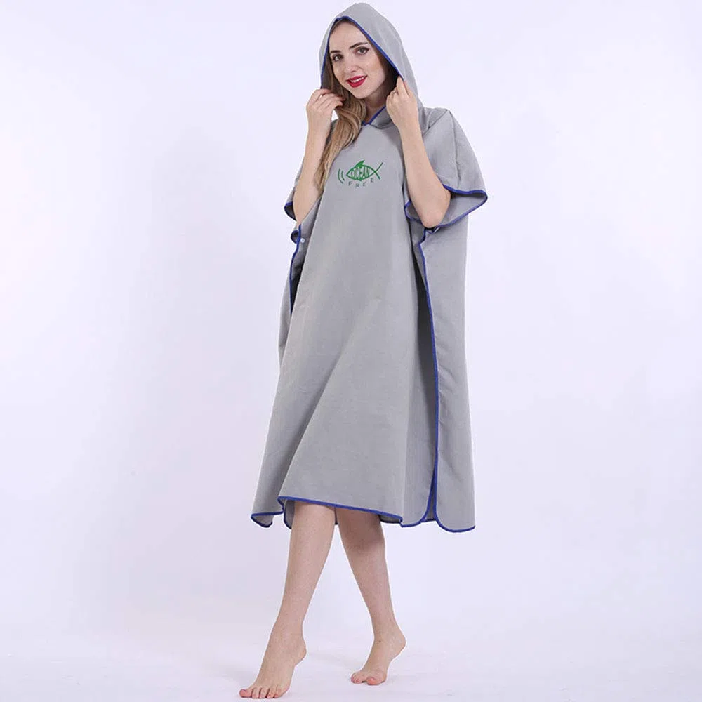 Poncho surf in microfibra, oversize, 110 x 90 cm, ad asciugatura rapida, ultraleggero, poncho da bagno da uomo con cappuccio, per adulti, ragazzi, lavabile in lavatrice (grigio)