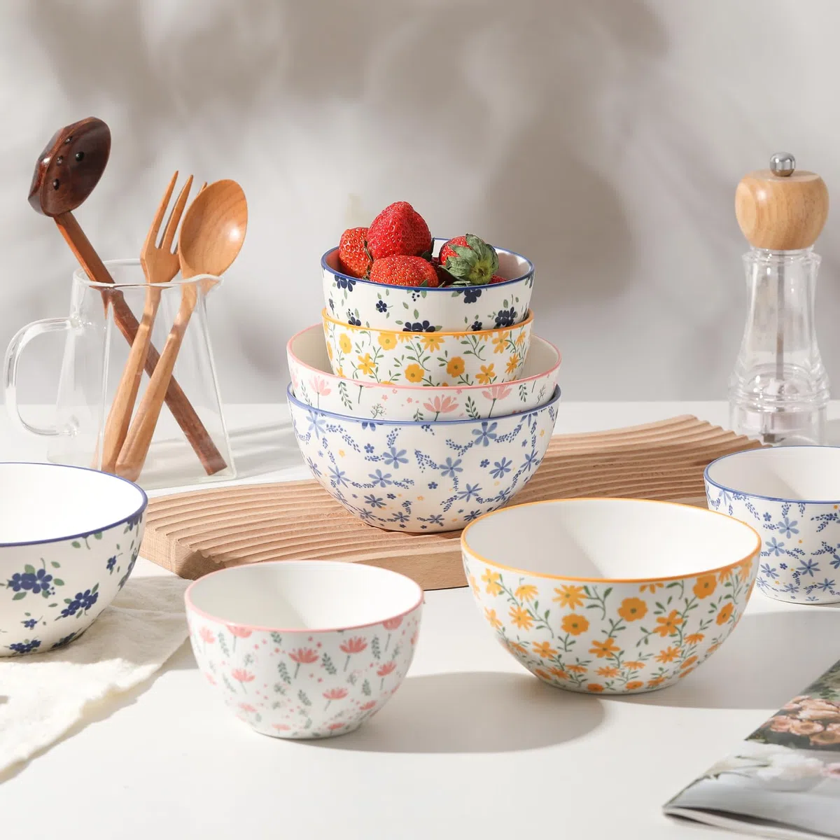 Ciotola Colazione Cereali Ciotole Ceramica - Set di 4 Scodelle Zuppa Colorate con Motivi Floreali - Scodella Porcellana per Insalata | Poke | Ramen | Minestra | Macedonia | Brodo - 15 cm - 700 ml