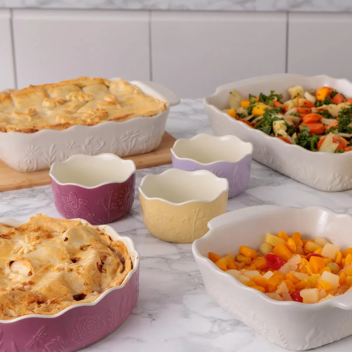 Mason Cash in The Meadow - Grande teglia rettangolare in gres porcellanato con motivo floreale, 33 x 23 cm, 2,8 litri, per cuocere al forno, arrostire e servire