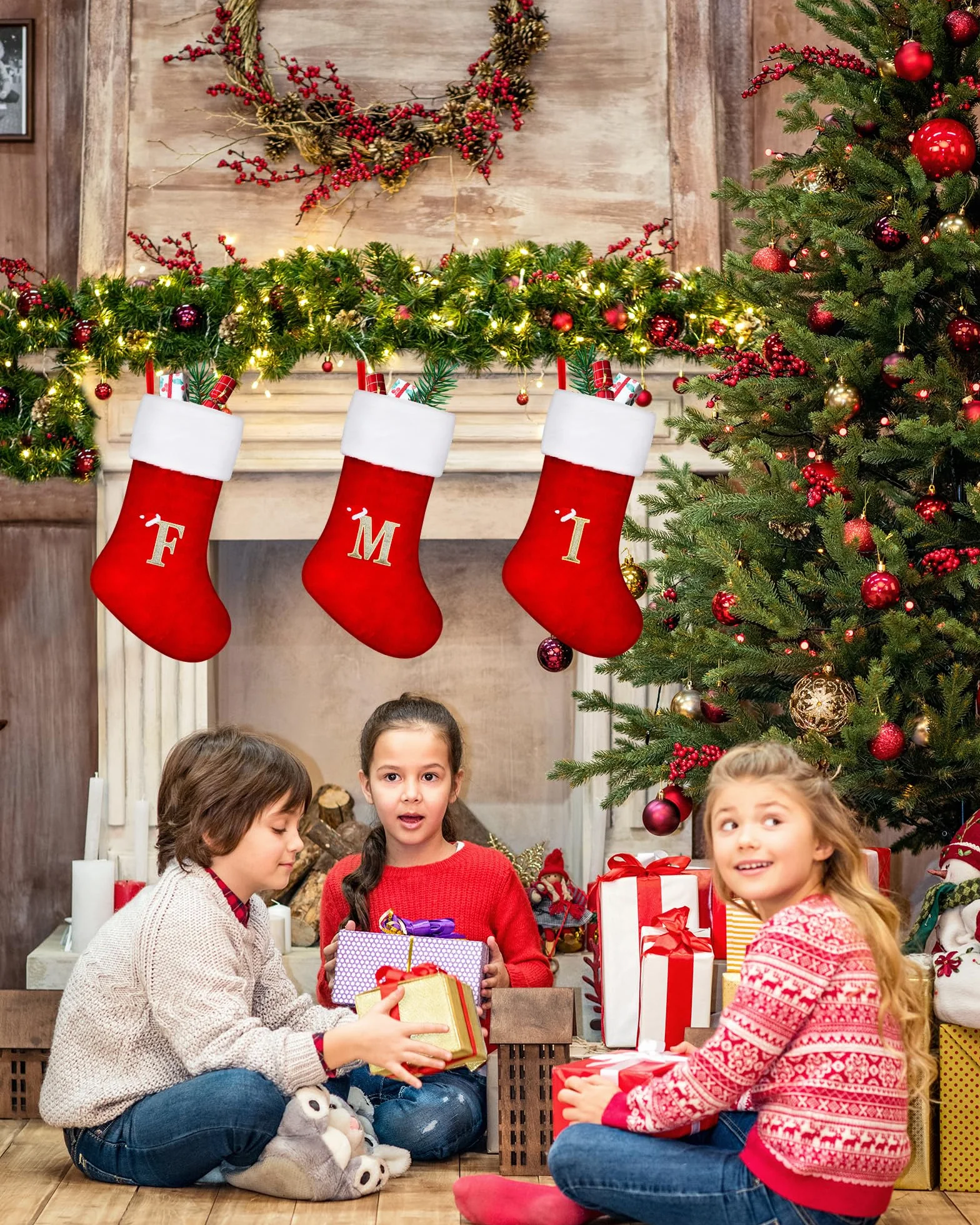 TOPWAYS Calze di Natale, Grandi Calze Ricamate con Monogramma Natalizio Personalizzate con Lettere, Calze Rosse di Babbo Natale da Appendere al Camino per Decorazioni Natalizie Regalo di Natale (G)