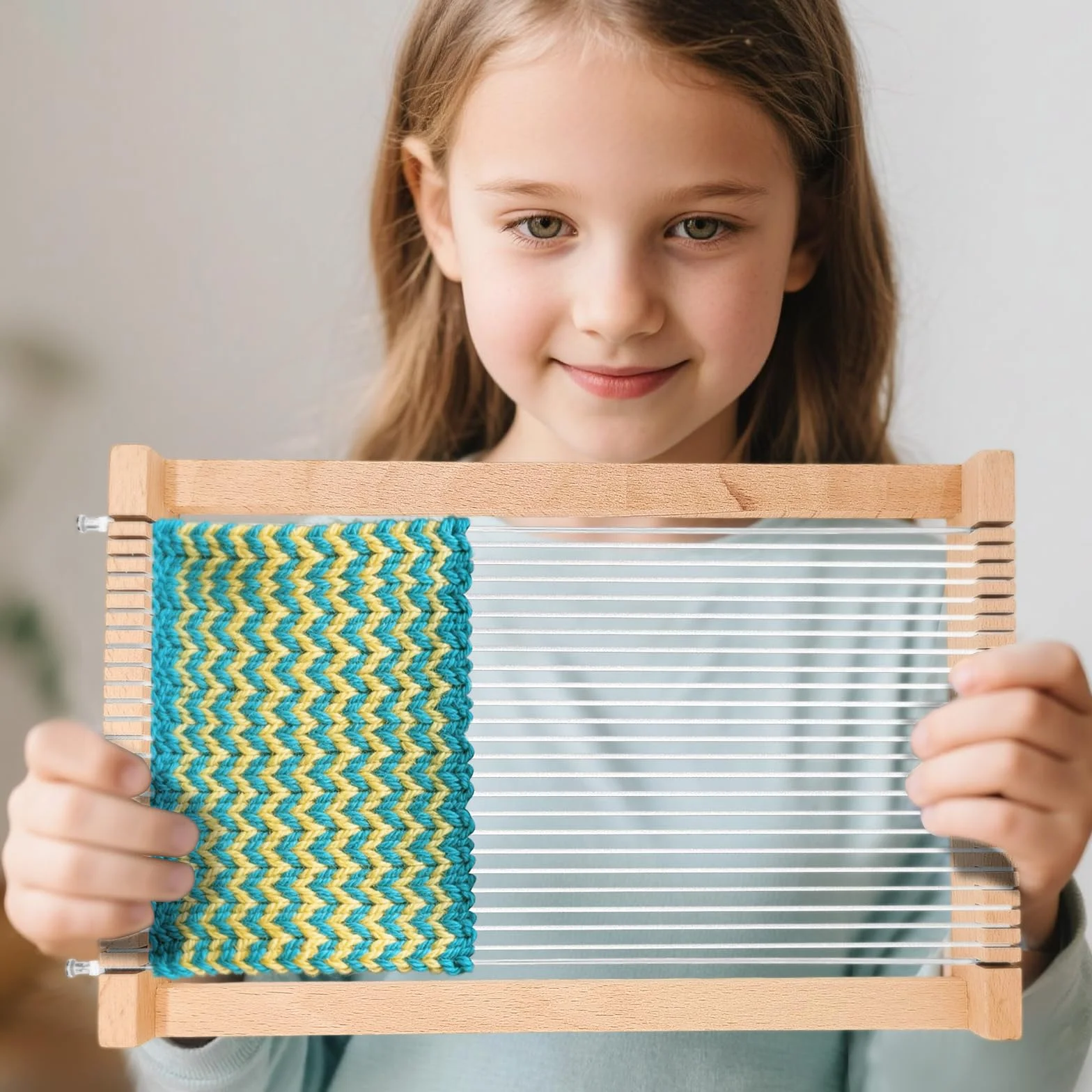 SINRAD Telaio Per Bambino,Telaio in legno per Tessitura, Compatto small foot in legno,Navetta e Lana Filata per Principianti e Bambini - Dimensioni 29 x 19 cm