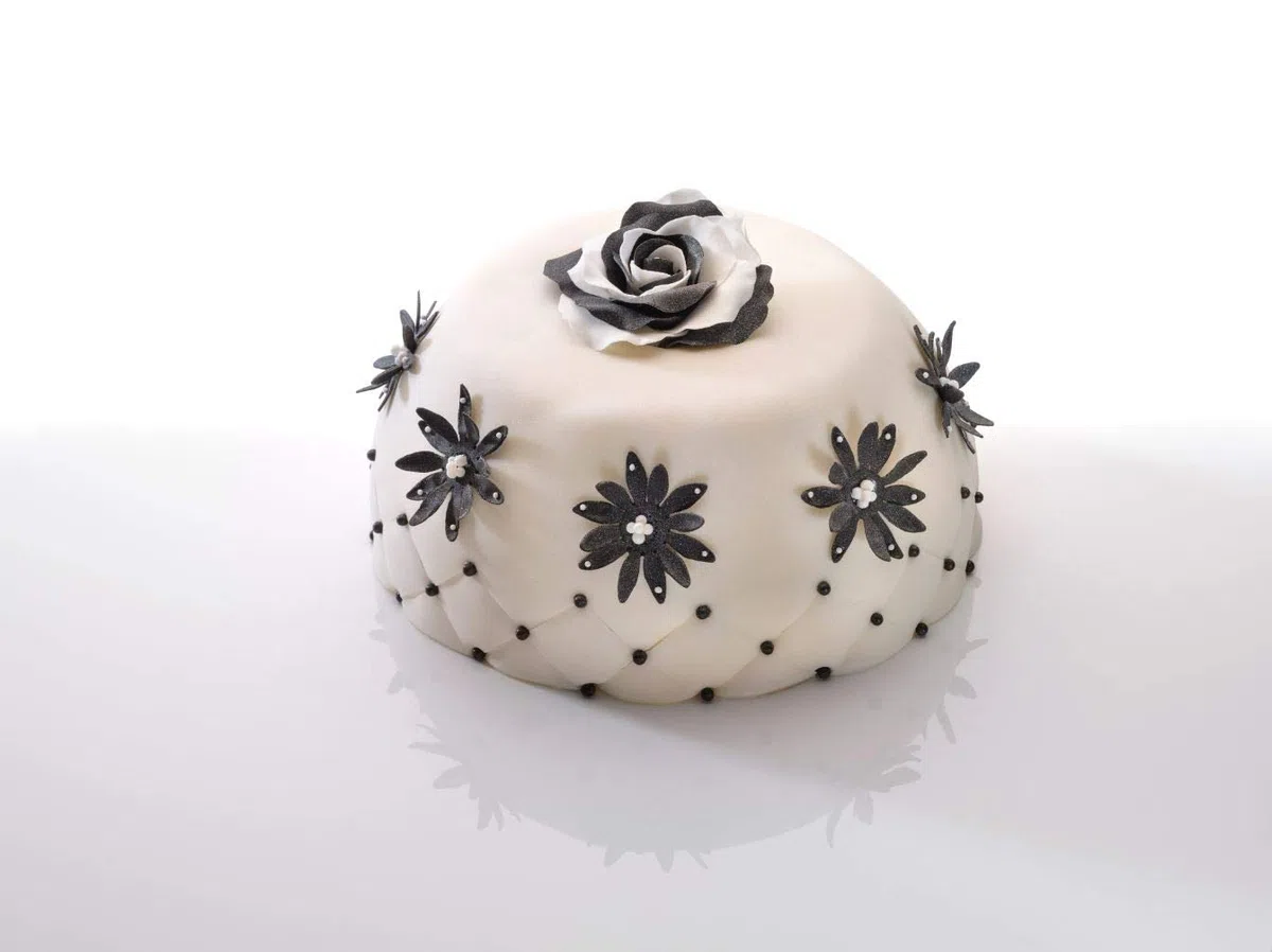 Zenker 7815 Stampo per Ciambella Crème Noir, Diametro 22 cm, Acciaio Inossidabile, Grigio/Beige, 22 x 22 x 11,5 cm