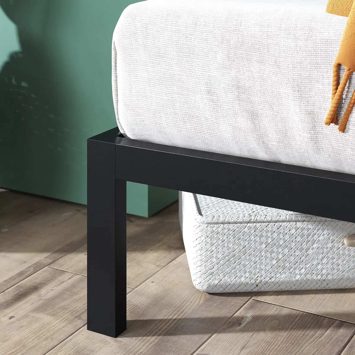 Zinus Mia Struttura Letto 120x190 cm con Testiera in Metallo - Altezza 36 cm - Letto Una Piazza e Mezza con Doghe in Legno e Spazio Sottostante - Facile da Montare - Nero