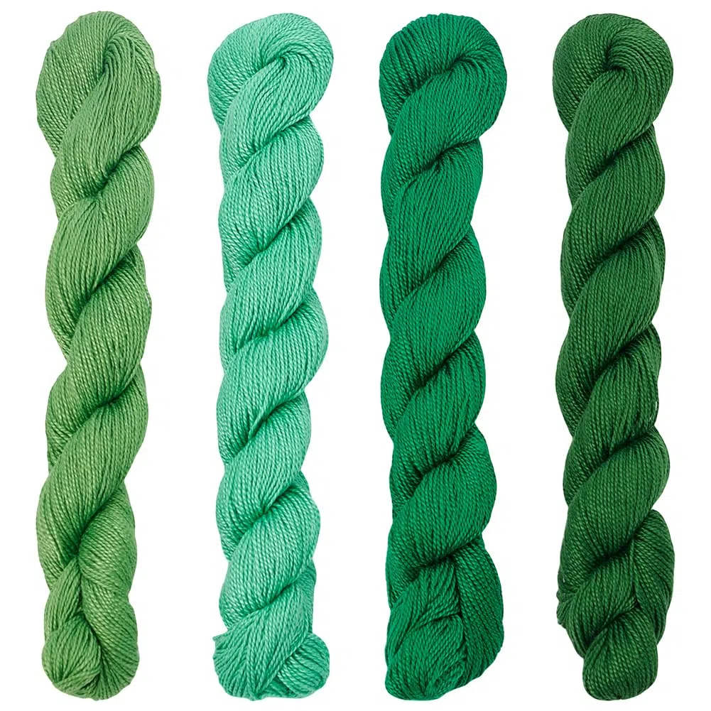 FREEBLOSS 4 matasse di filo Sashiko Sashiko, 100 m x 4 colori (verde), filo da ricamo in cotone giapponese, per trapuntatura e ricamo Sashiko, kit per cucito