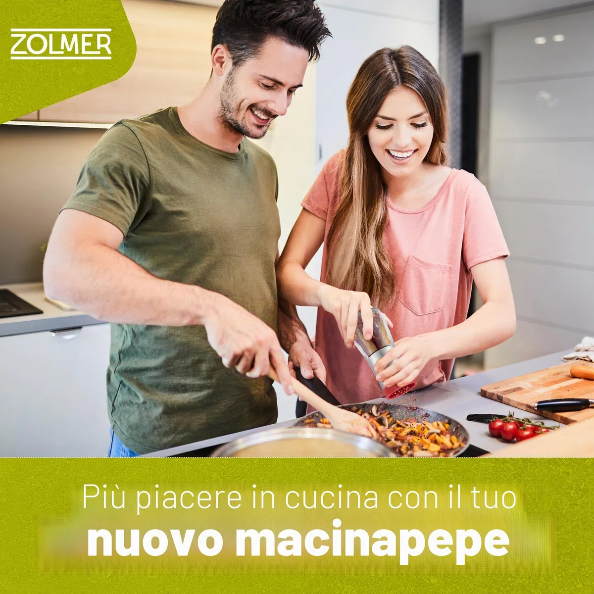 Macinino per peperoncino in acciaio inox e vetro, trita spezie con meccanismo di taglio in acciaio inox - macina peperoncino e altre spezie grossolane, con coperchio protettivo