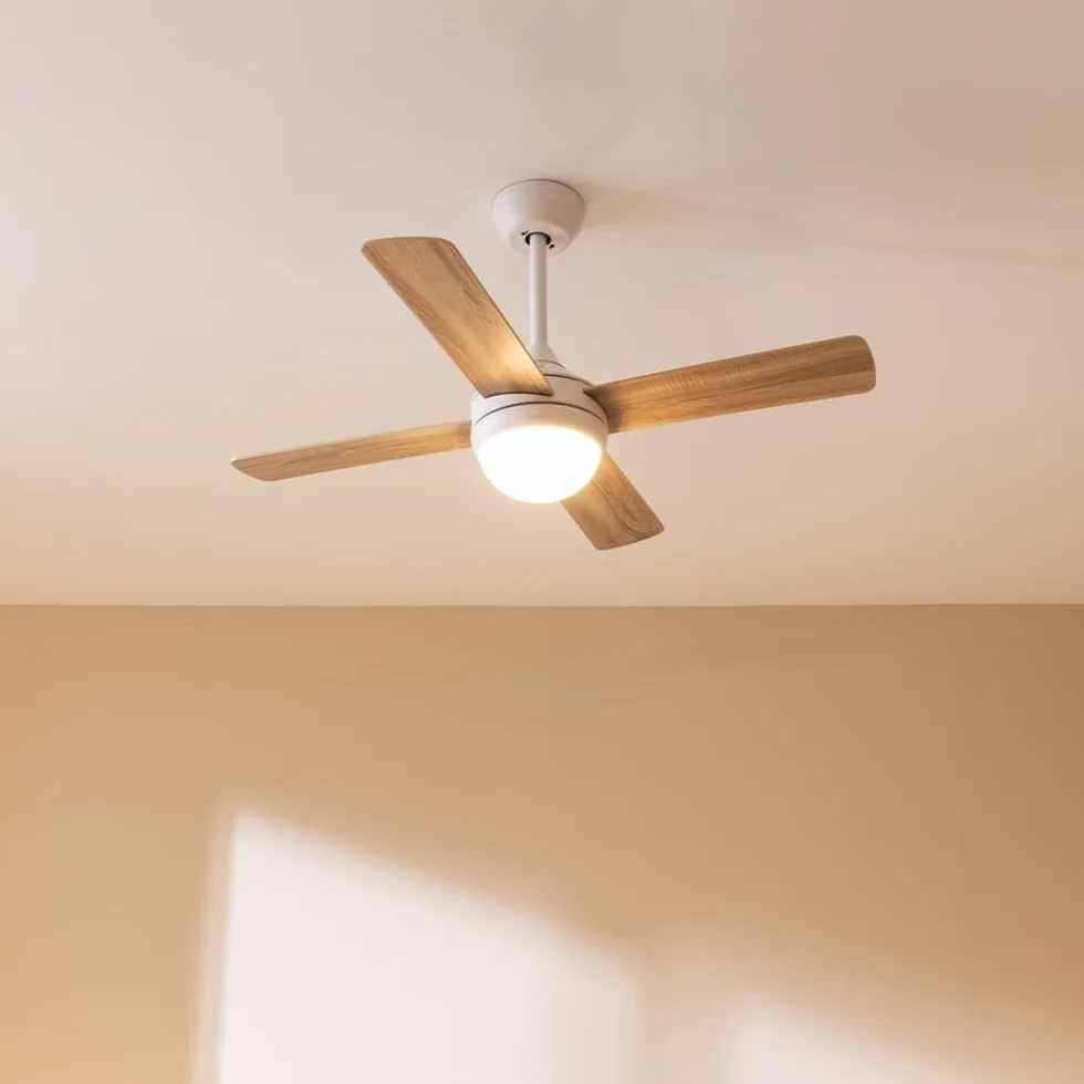 Cecotec Ventilatore da soffitto con luce EnergySilence Aero 4250 DC Fresh. 40 W, motore DC, diametro 42"con 4 pale reversibili, luce LED, telecomando, timer, 6 velocità