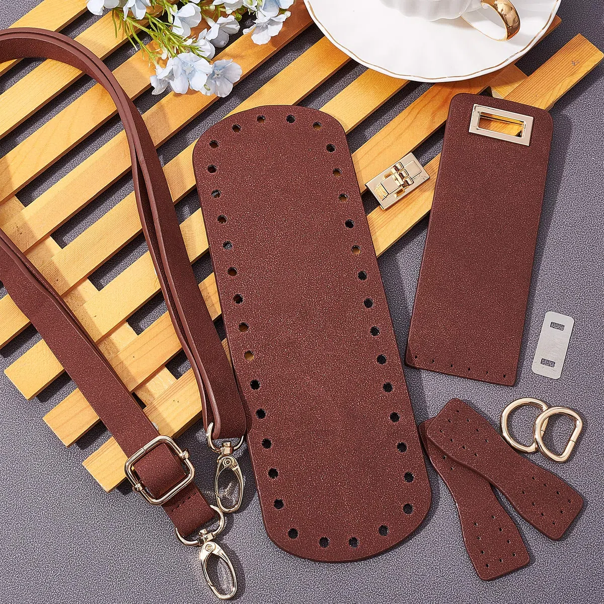 PH PandaHall Fai da Te Borsa in Pelle PU Set per Maglieria, Fondo Borsa in Pelle/Tracolla/Borsa Twist Lock/Copertura con Patta/Fibbie per Borsa, Nero (7 Tipi di Accessori), Marrone