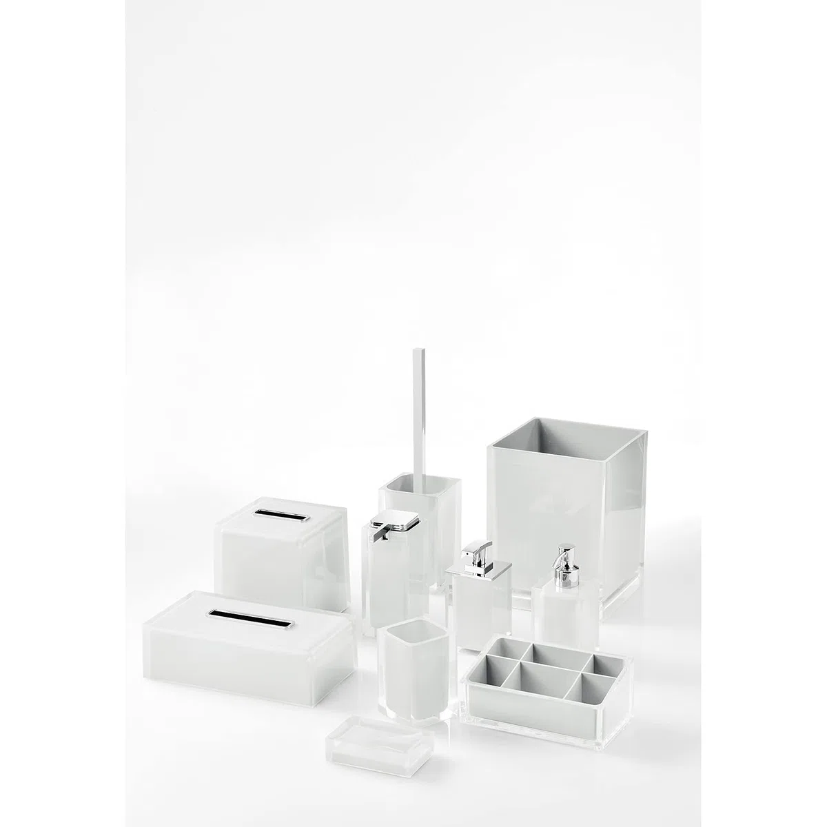 GEDY Auckland Porta saponetta, Misure e Peso: 3X11X7 CM & 0,15 kg, Porta Sapone Solido in Resina Trasparente di Alta qualità, Finitura Celeste, Design R&S Gedy, Fatto a Mano, 2 Anni di Garanzia
