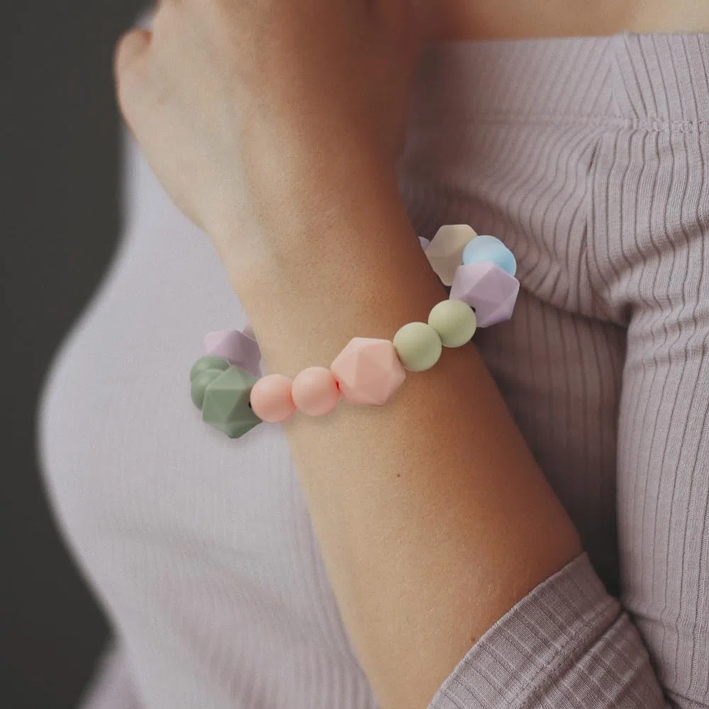 140 Pezzi Perline di Silicone Perline Rotonde Colorate Perle di Silicone Esagonali per L'artigianato fai da te