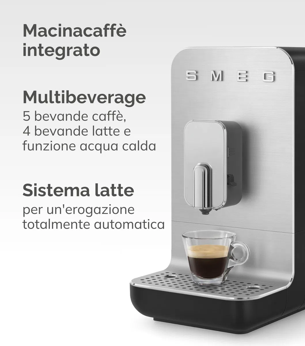 Smeg, Macchina da Caffè Espresso Automatica BCC13WHMEU, Sistema Latte, Macinacaffè Integrato, Sistema Thermoblock, 1,4 L, Cassetto Raccogligocce Rimovibile, Dimensioni Compatte, 1350W, Bianco