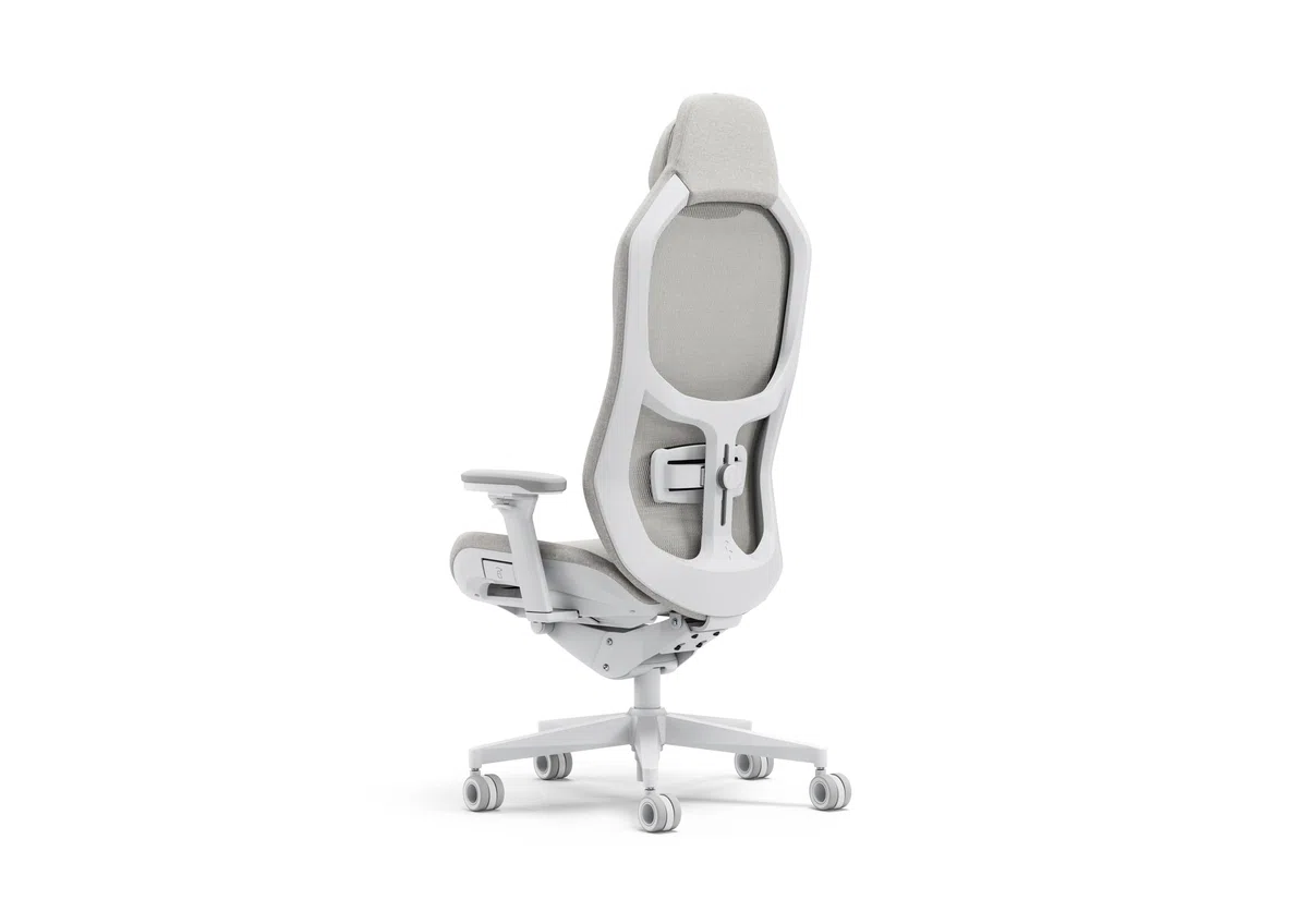 Fractal Design Refine Mesh Light Gaming Chair - Ergonomic Office Desk Chair Functionality with 4D Adjustable Armrests, High-Back Support, Lumbar Cushion, And Breathable Mesh