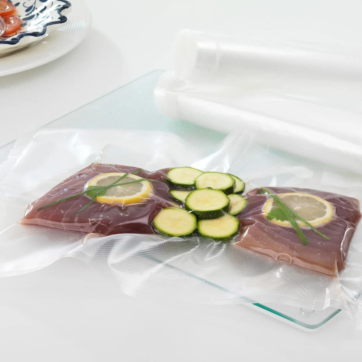 FoodSaver 2 Rotoli Termosigillabile per Macchina per Sottovuoto Alimenti, senza BPA, 28 cm x 5.5 m, Made in Italy